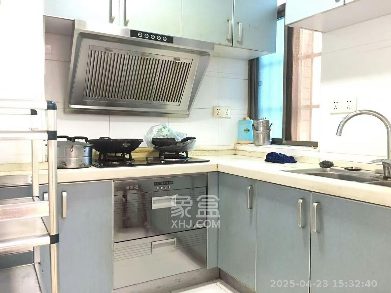 华府壹航线  4室2厅1卫    2300.0元/月室内图