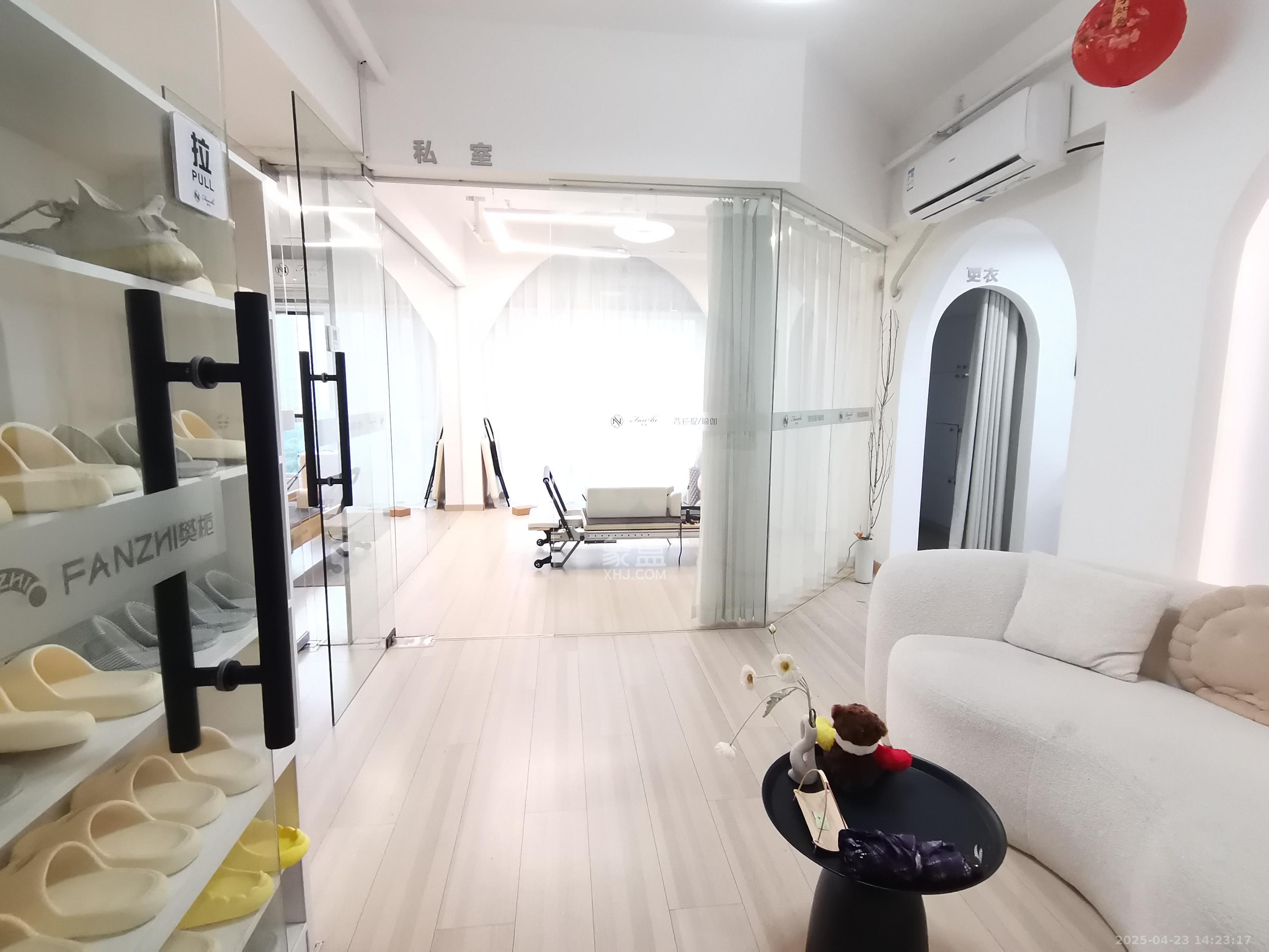 北辰三角洲B1E1区  1室1厅1卫    10000.0元/月室内图