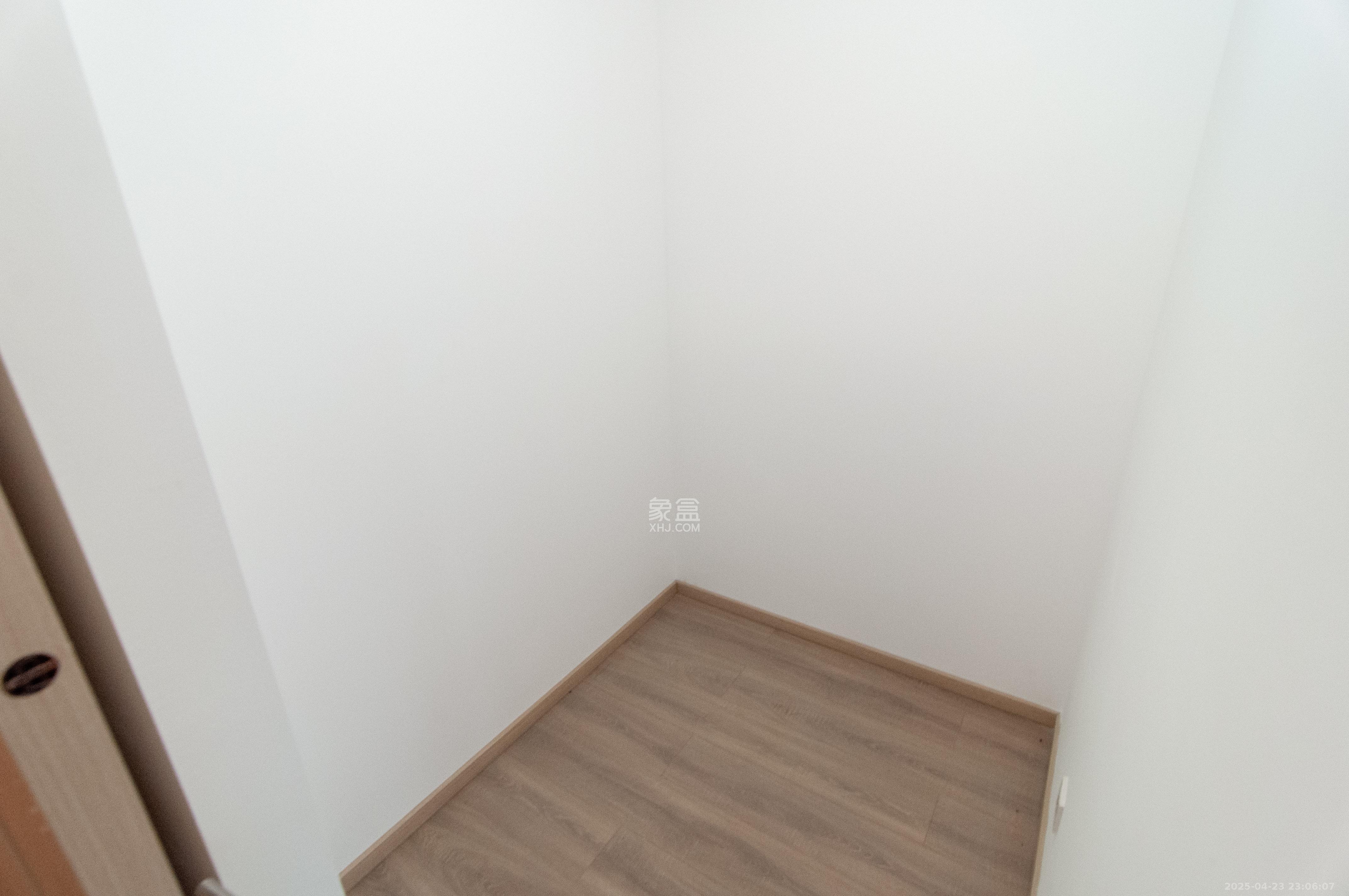 梅溪湖玺悦(新城金茂梦想玺悦) 4室2厅2卫 188.0万 梅溪湖玺悦(新城金茂梦想玺悦) 4室2厅2卫 188.0万其他