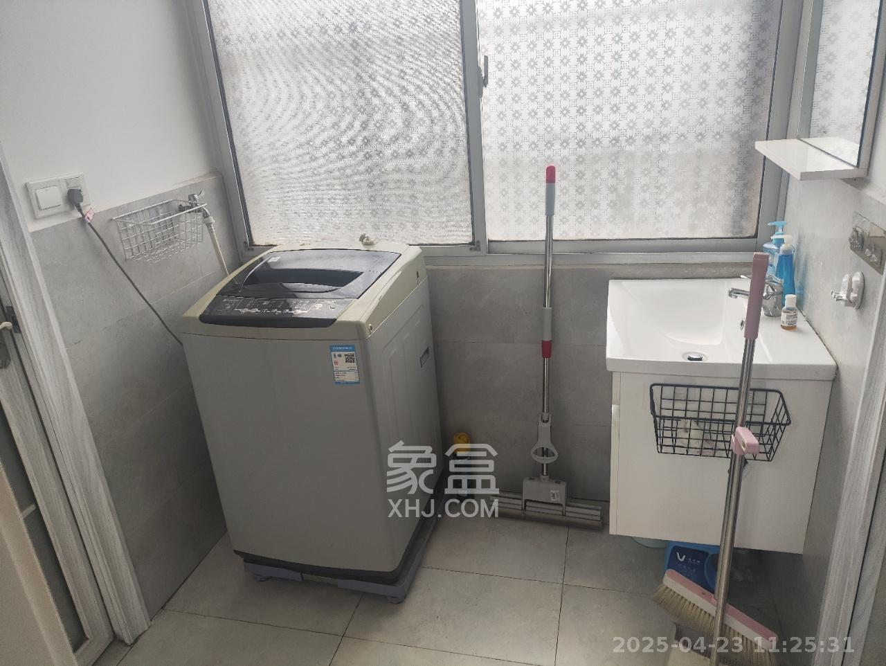 税务局第二税务分局  2室1厅1卫   700.00元/月户型图