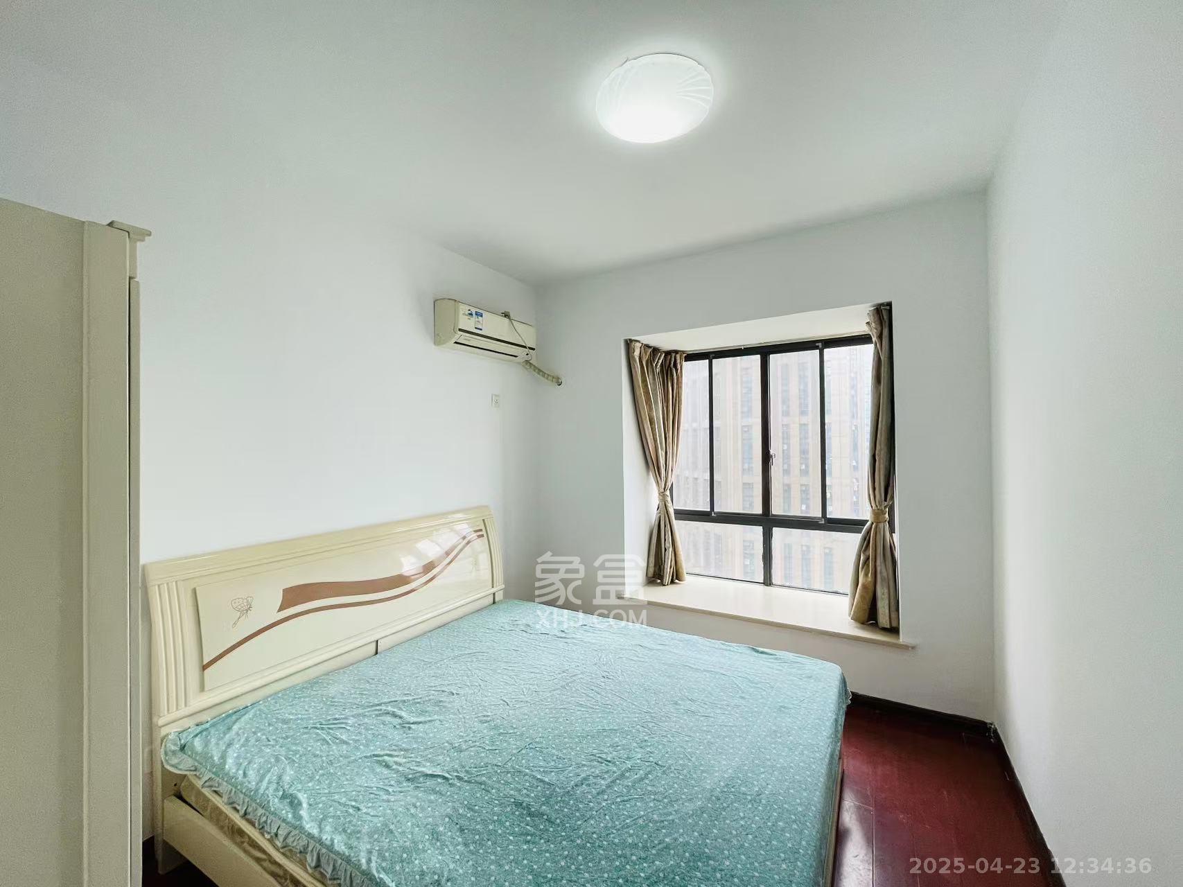 长沙紫金苑  3室1厅1卫    4300.0元/月 长沙紫金苑  3室1厅1卫    4300.0元/月室内图