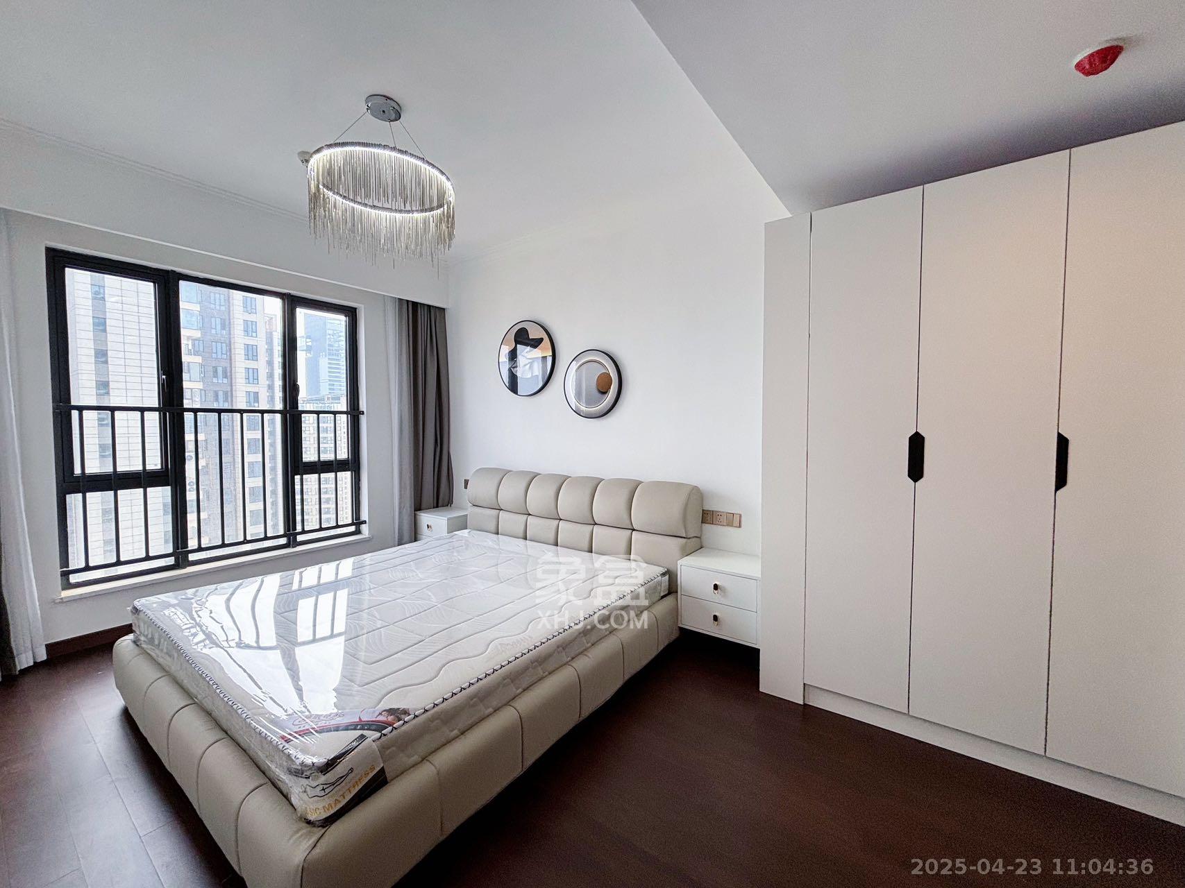 绿地长沙城际空间站(柏仕佳苑) 3室2厅2卫 4300.0元/月 绿地长沙城际空间站(柏仕佳苑) 3室2厅2卫 4300.0元/月室内图