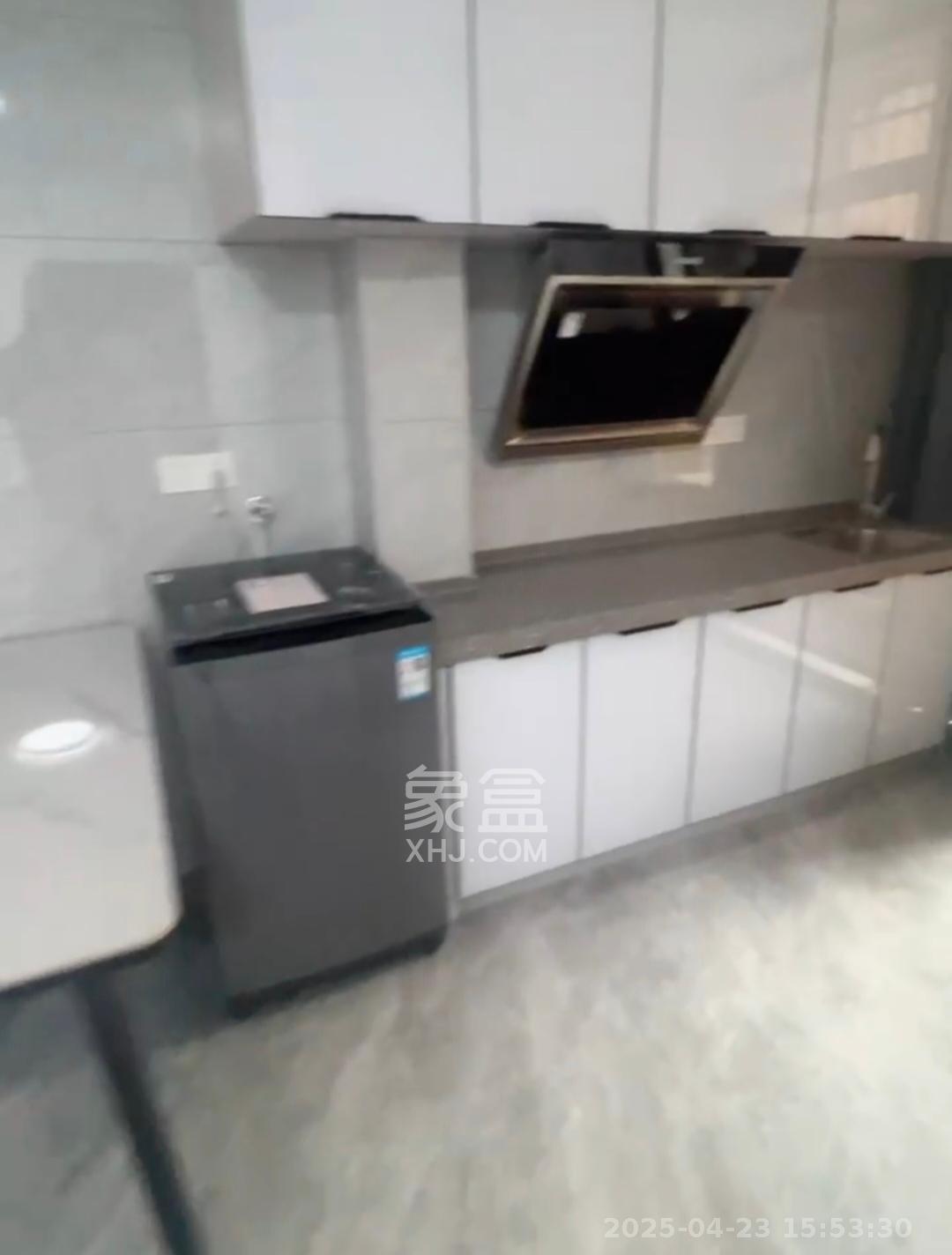 和润园一、二期 1室1厅1卫 1200.0元/月 和润园一、二期 1室1厅1卫 1200.0元/月室内图