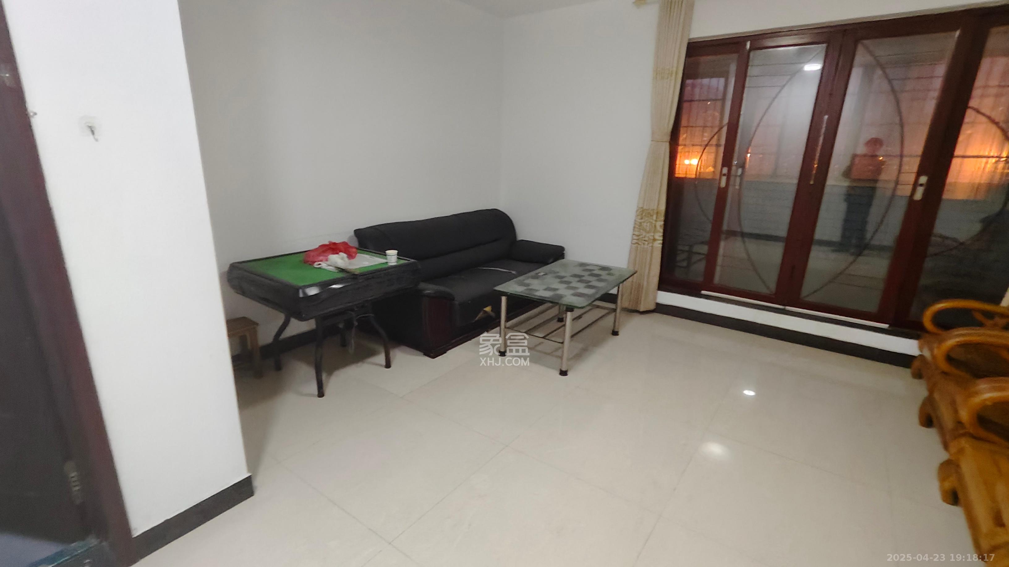 欣胜园 3室2厅2卫 2000.0元/月 欣胜园 3室2厅2卫 2000.0元/月室内图