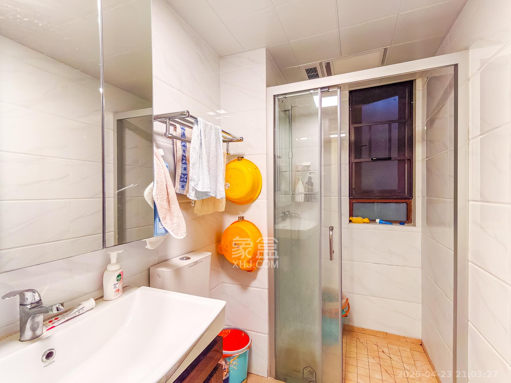 碧桂园翘楚棠 3室2厅1卫 70.0万 碧桂园翘楚棠 3室2厅1卫 70.0万卫生间