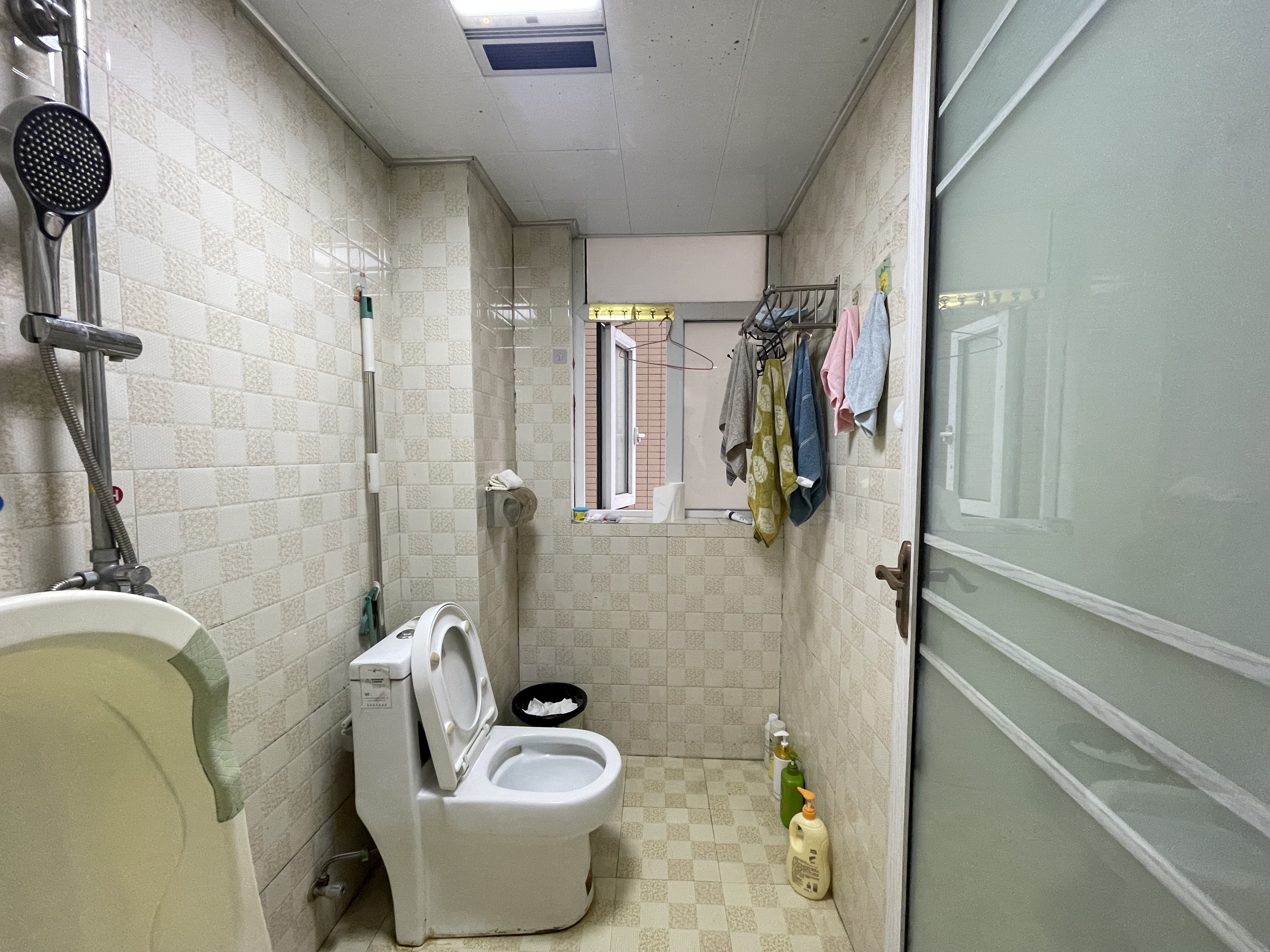 玉恒龙岸小区  2室2厅1卫    45.8万 玉恒龙岸小区  2室2厅1卫    45.8万室内图1