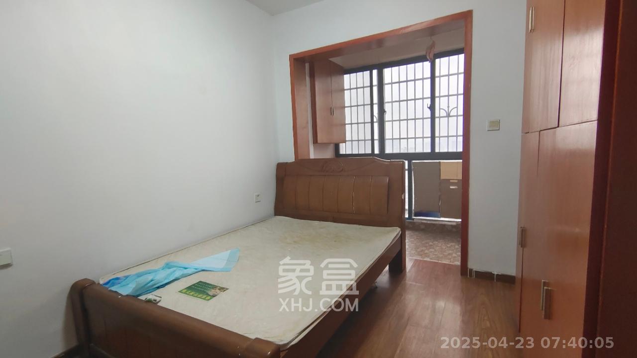 翡翠华庭  2室2厅1卫   1700.00元/月室内图