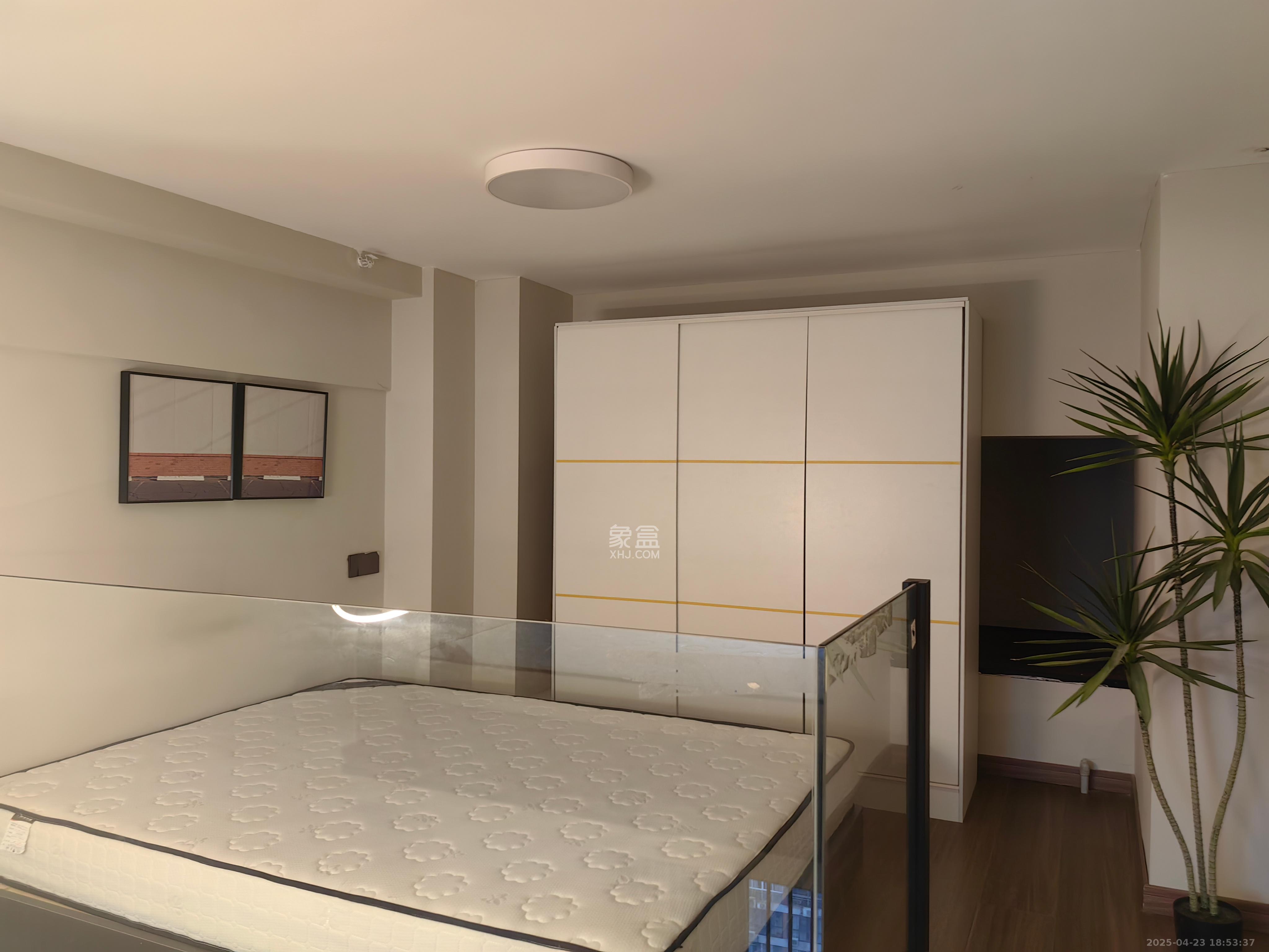 卓越江岸  2室1厅1卫    2000.0元/月 卓越江岸  2室1厅1卫    2000.0元/月室内图