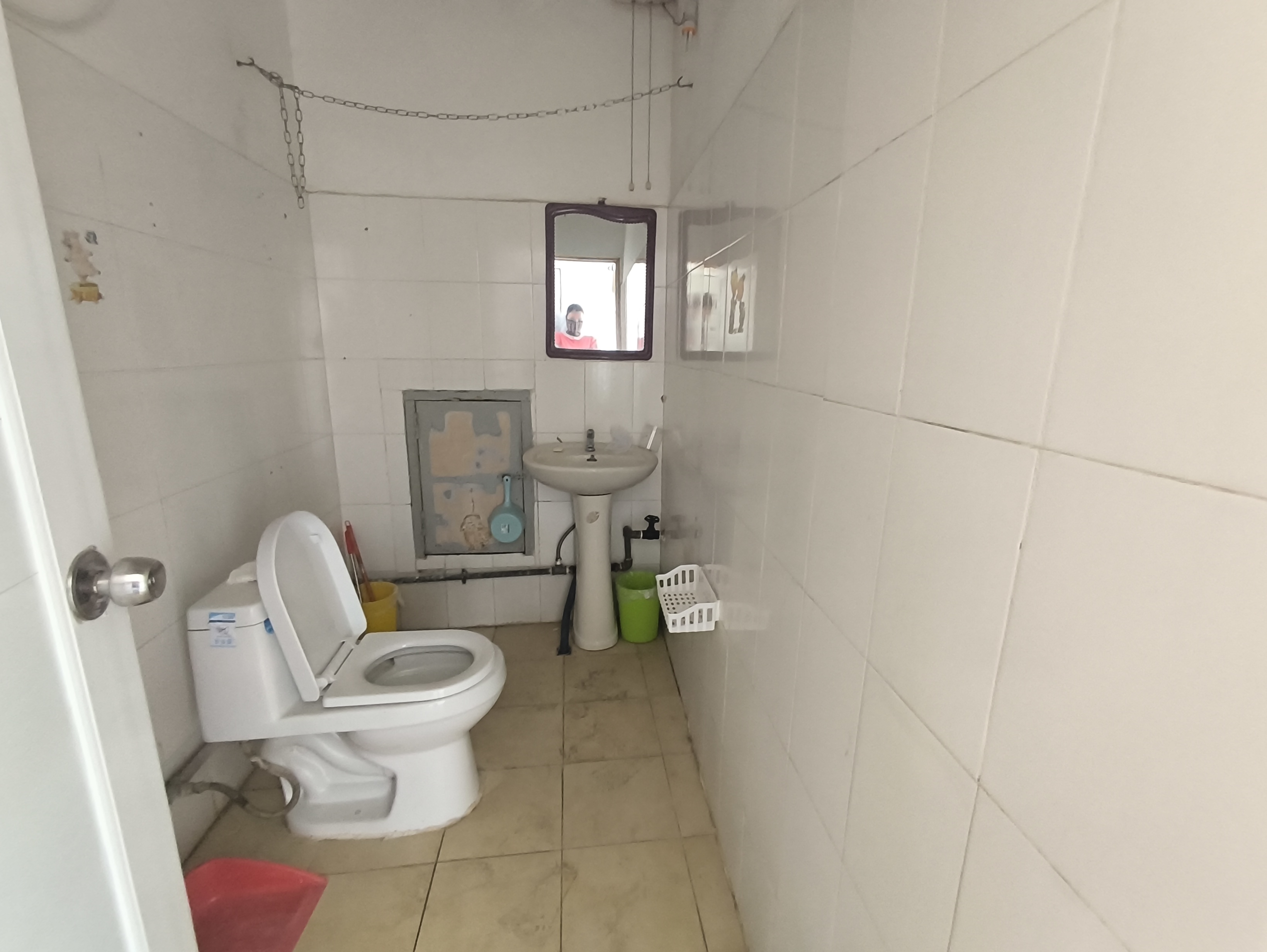 华发大厦 1室0厅0卫 28.0万 华发大厦 1室0厅0卫 28.0万客厅