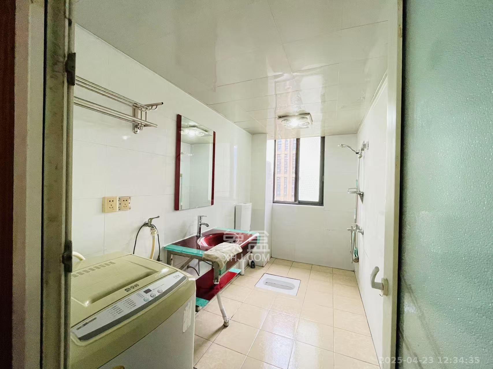 长沙紫金苑  3室1厅1卫    4300.0元/月 长沙紫金苑  3室1厅1卫    4300.0元/月室内图