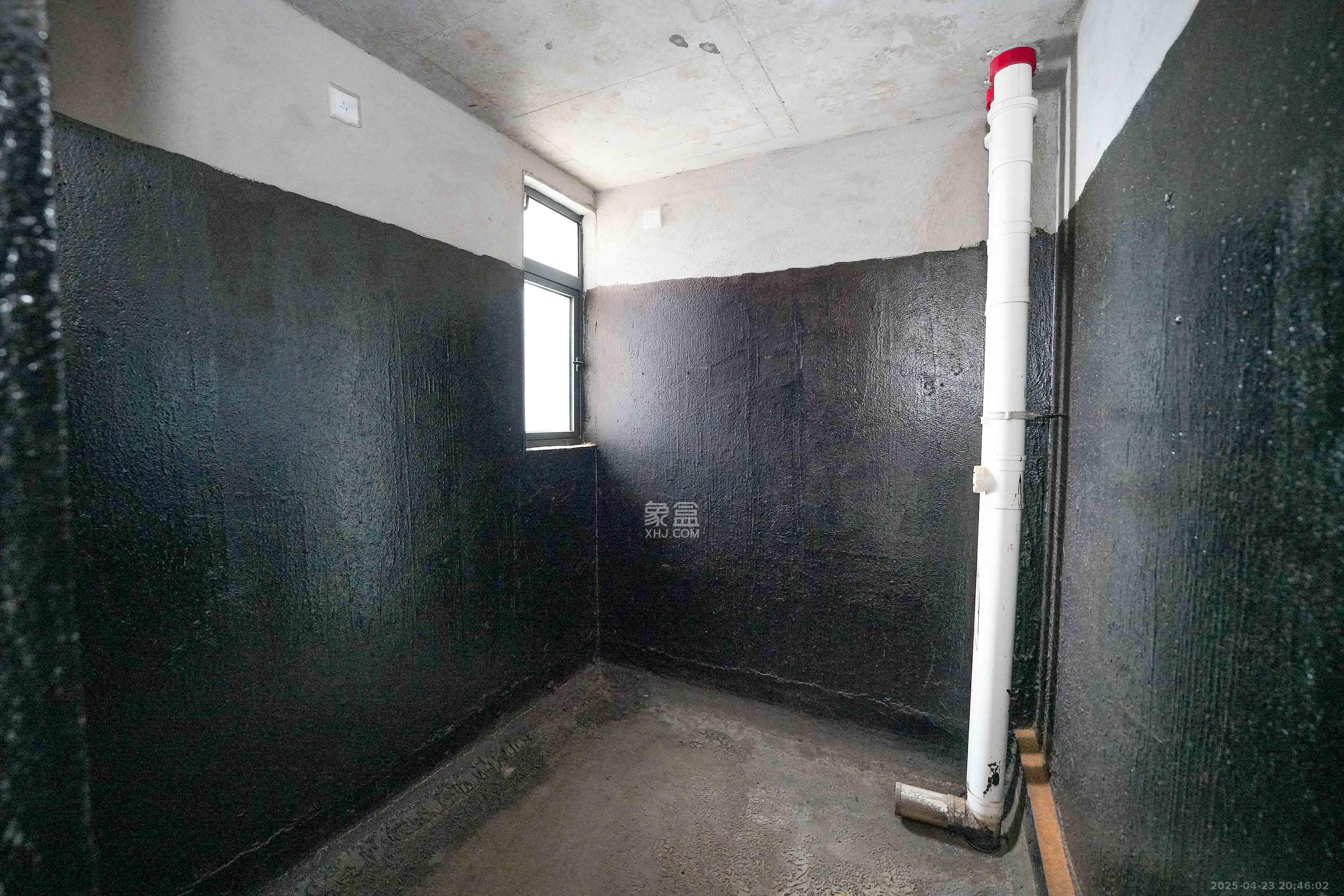 五矿万境蓝山 4室2厅2卫 121.0万 五矿万境蓝山 4室2厅2卫 121.0万卫生间