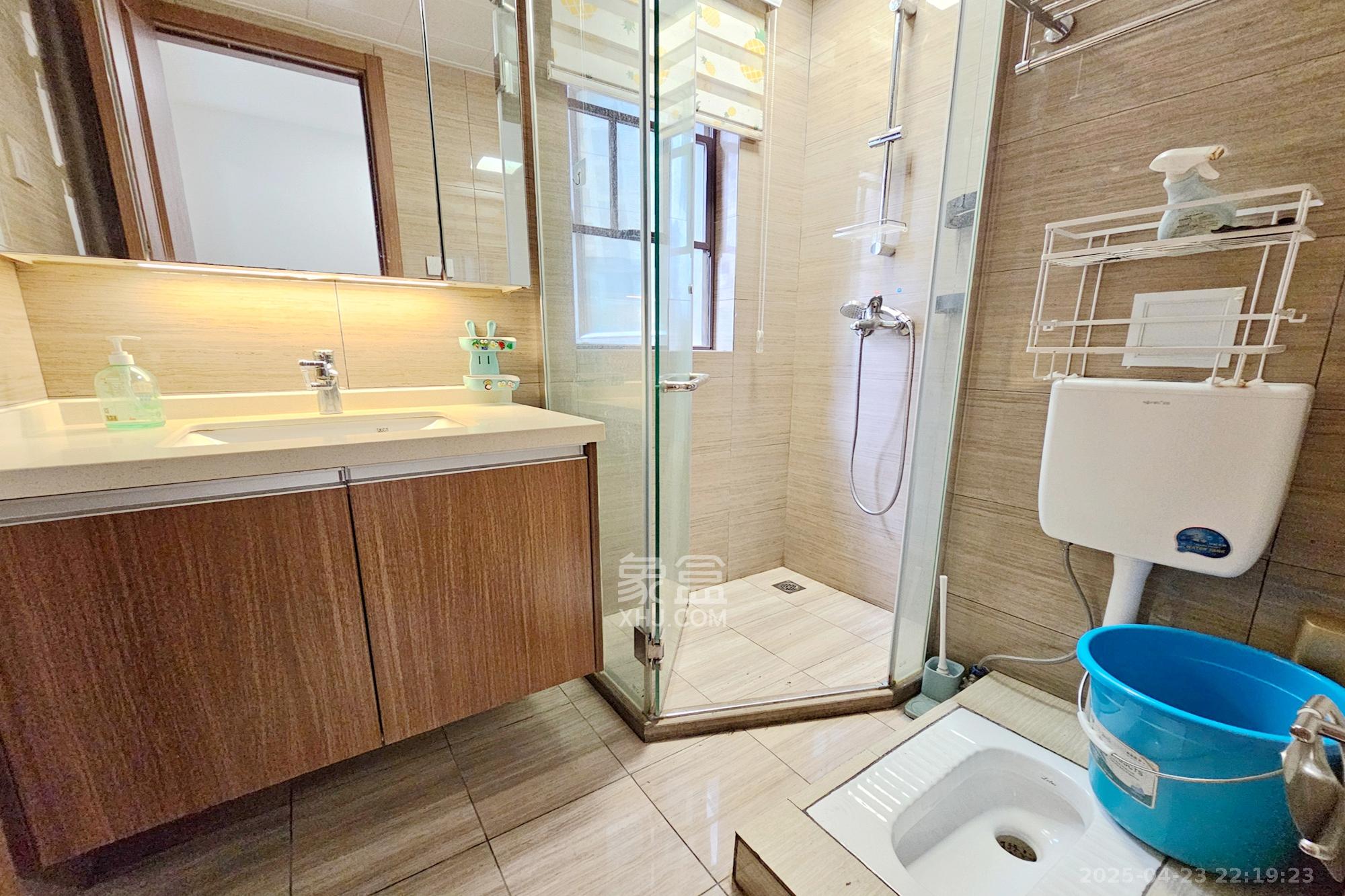 阳光城尚东湾青柠园 3室2厅2卫 105.00万 阳光城尚东湾青柠园 3室2厅2卫 105.00万卫生间