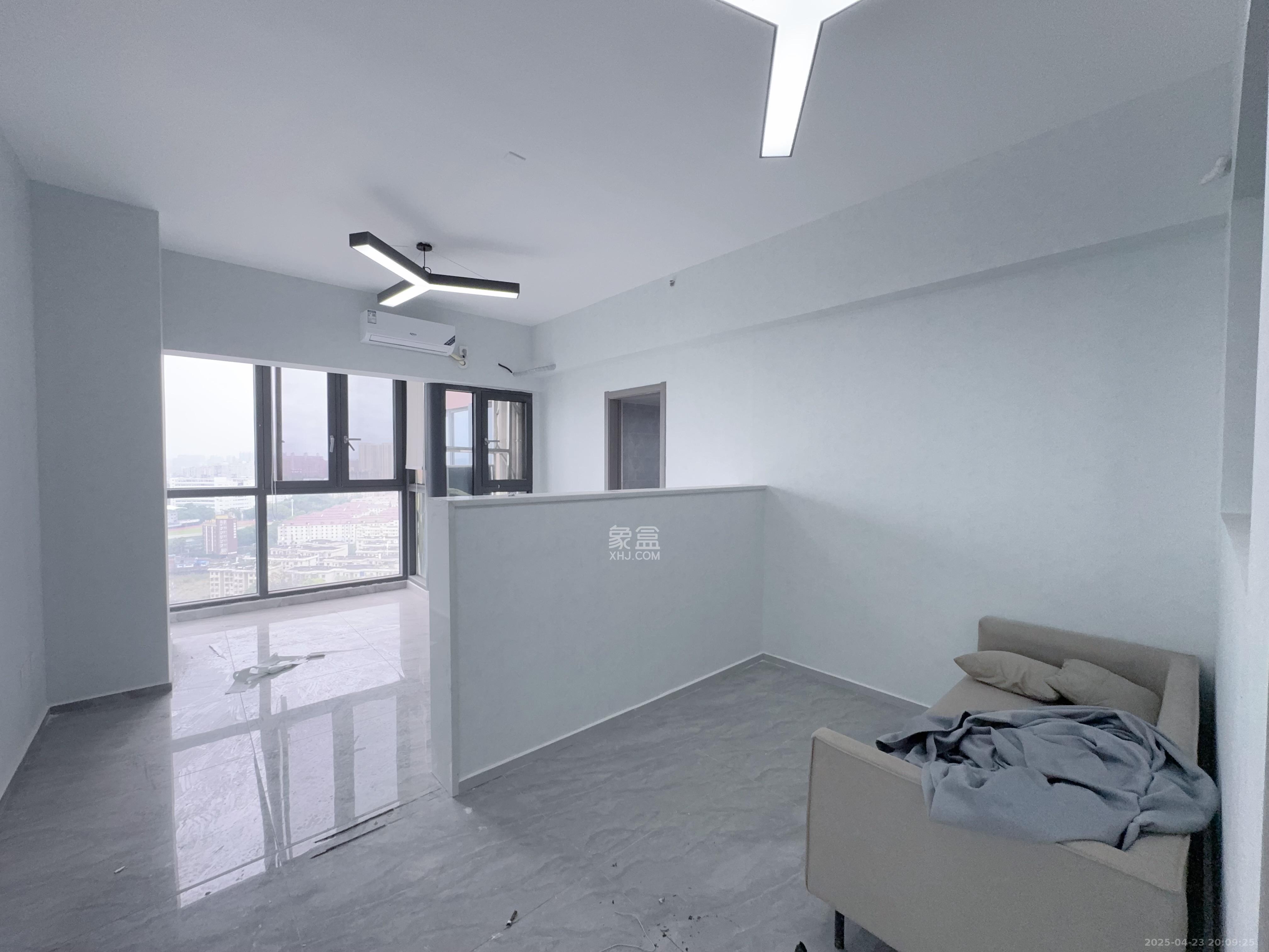 中云公寓 5室2厅2卫 5000.0元/月 中云公寓 5室2厅2卫 5000.0元/月室内图