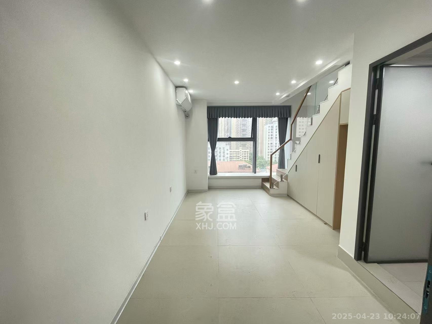 君悦新天地  2室1厅2卫    2500.0元/月 君悦新天地  2室1厅2卫    2500.0元/月