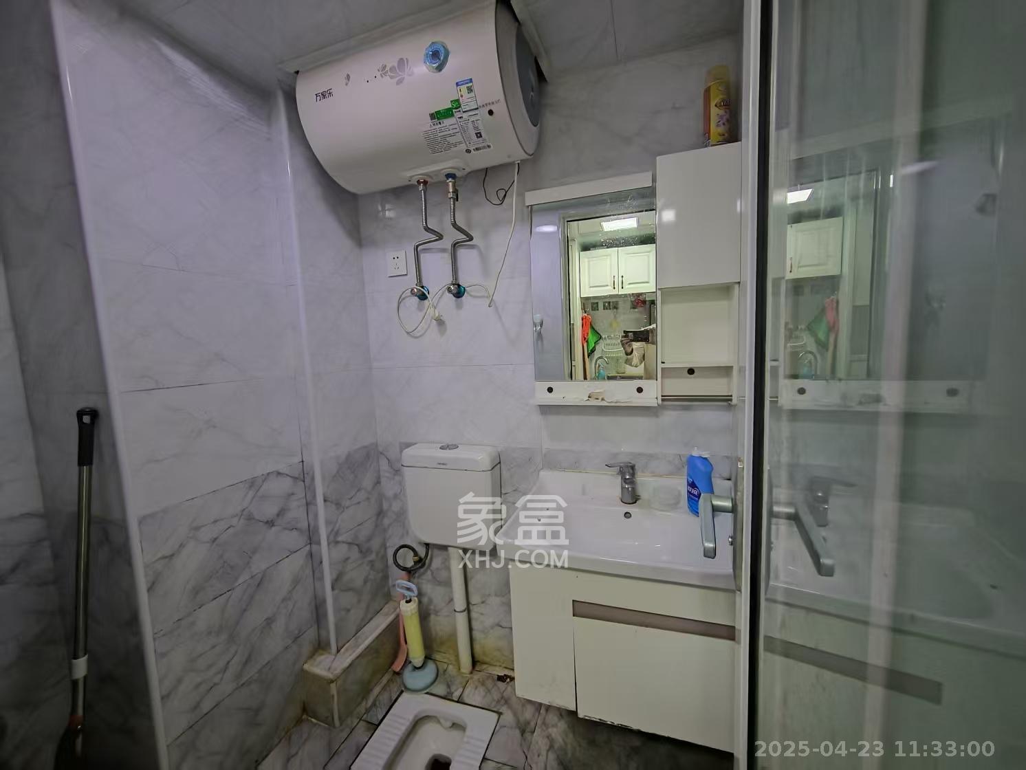 中建芙蓉嘉苑  1室1厅1卫    1100.0元/月室内图