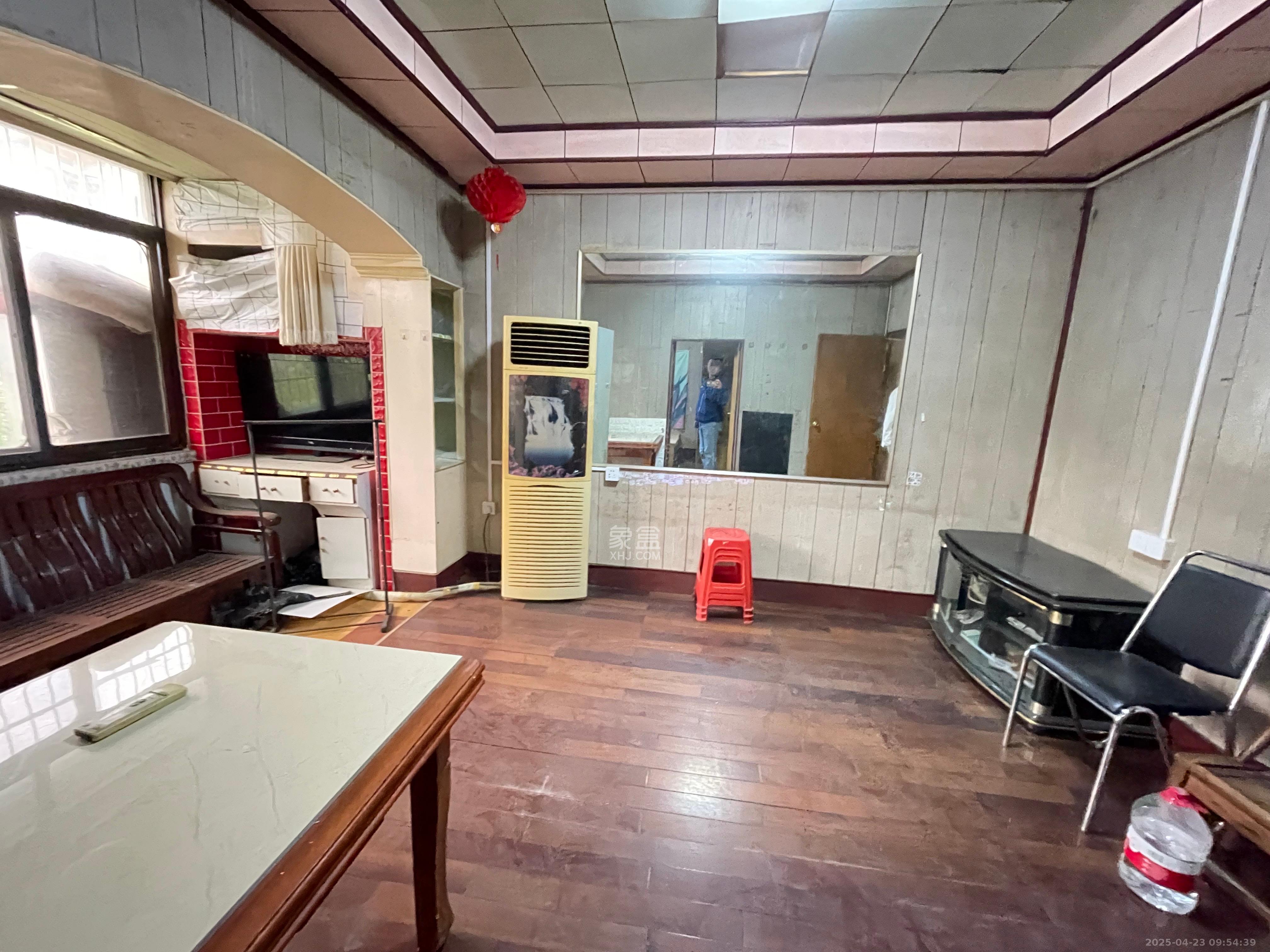 狮子山二片 2室1厅1卫 1200.0元/月 狮子山二片 2室1厅1卫 1200.0元/月室内图