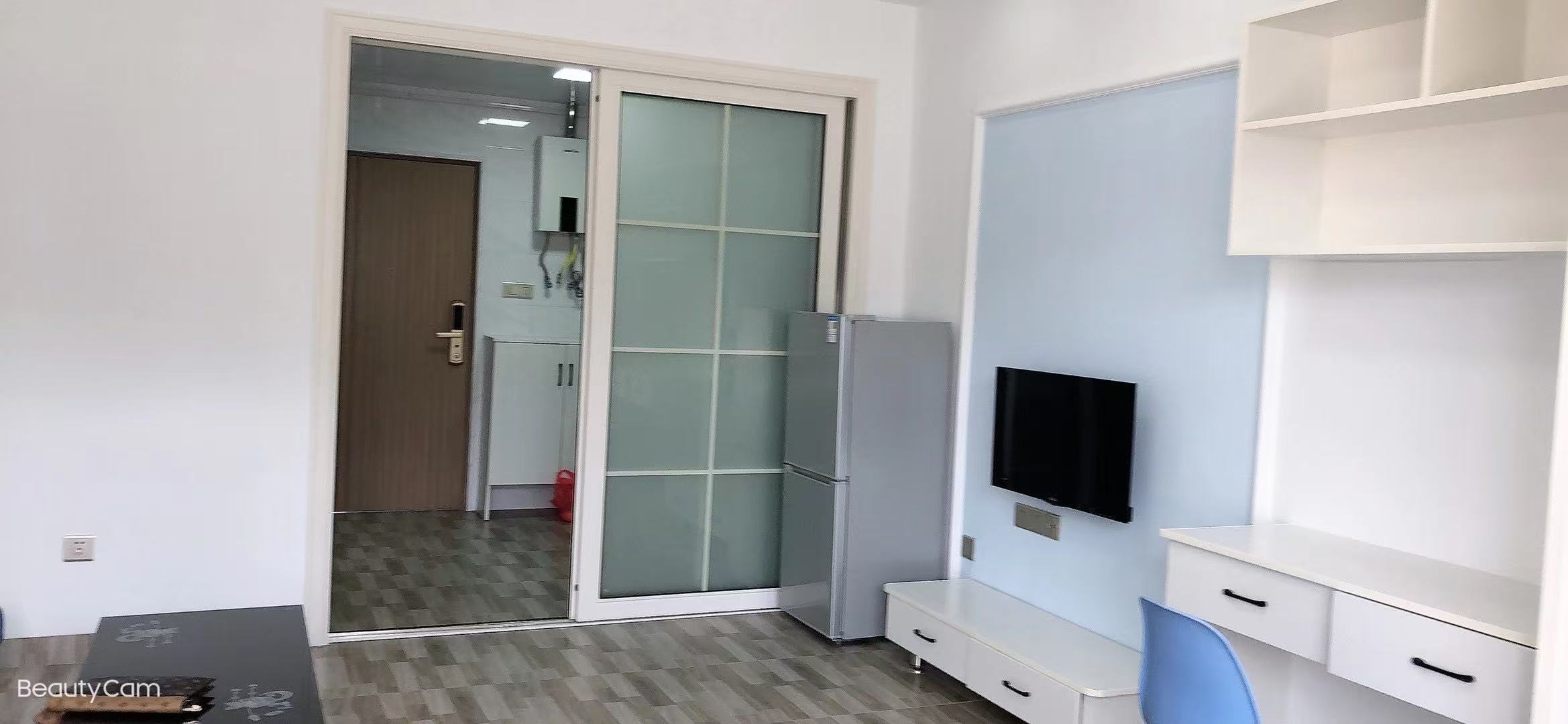 桃花缘 1室1厅1卫 1200.0元/月 桃花缘 1室1厅1卫 1200.0元/月室内图