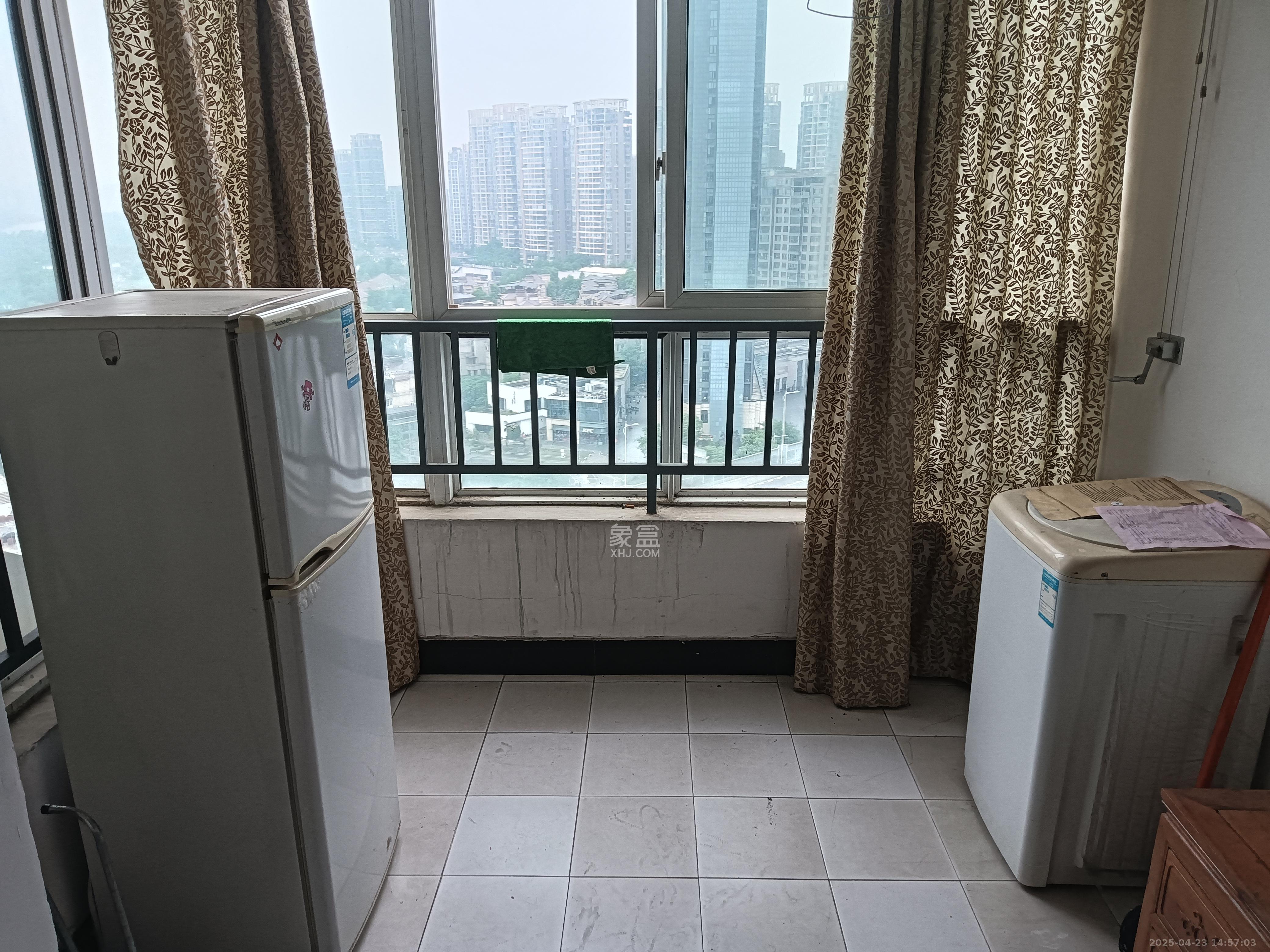 月湖兰庭  1室1厅1卫   1800.00元/月室内图