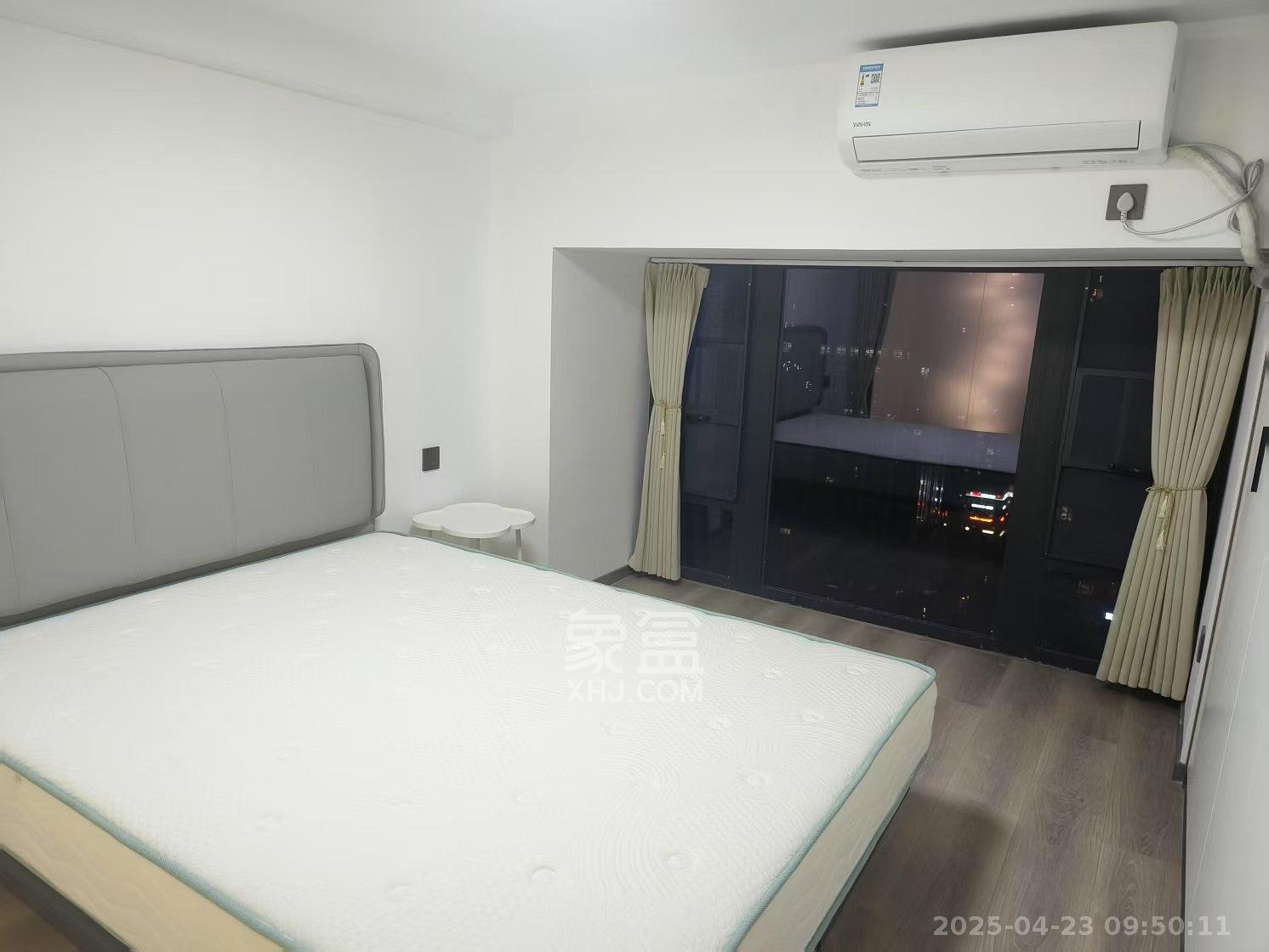 中海阅溪府  2室1厅1卫   2200.00元/月室内图