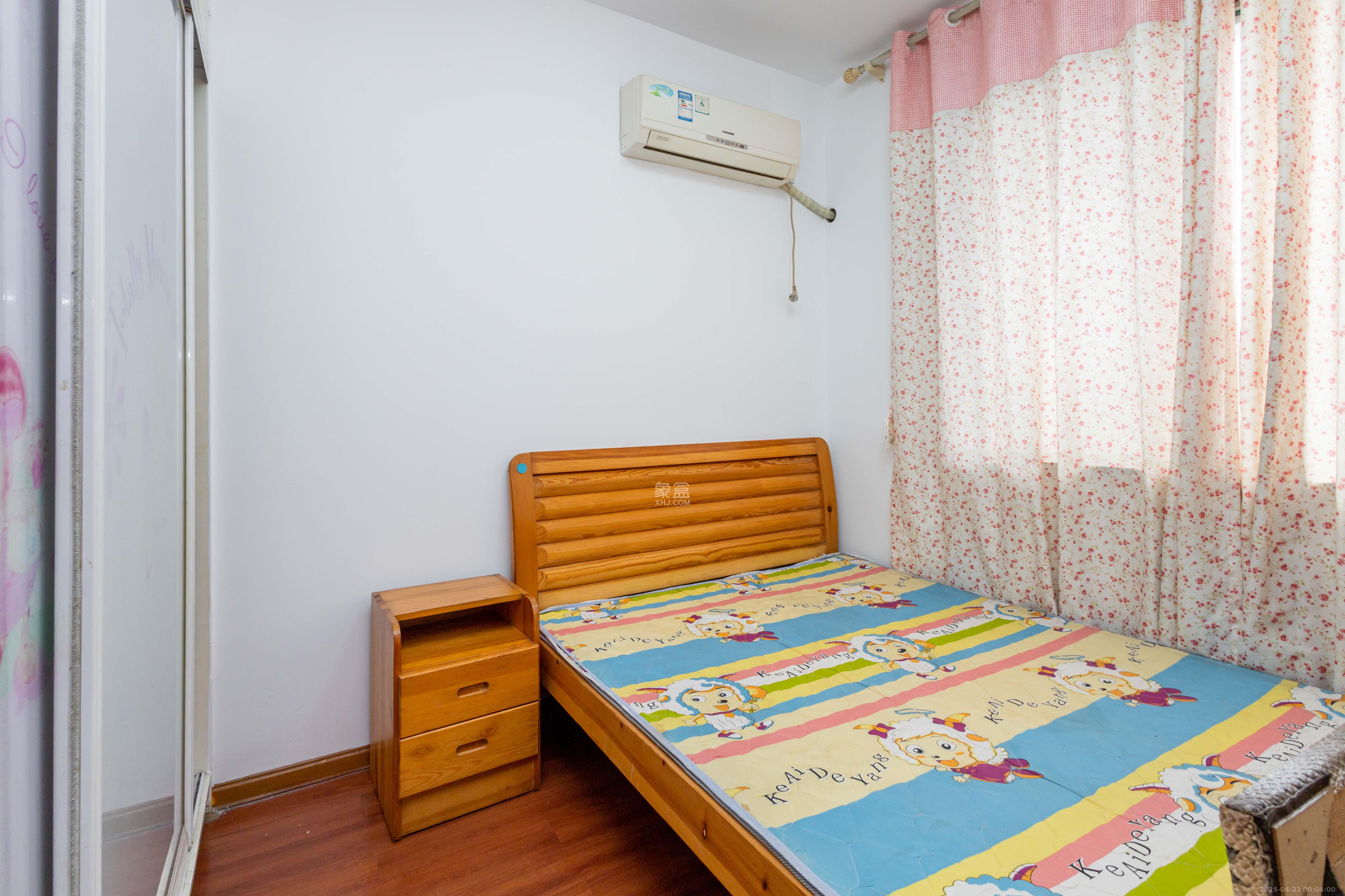 东业苹果社区 3室2厅1卫 50.8万 东业苹果社区 3室2厅1卫 50.8万卧室