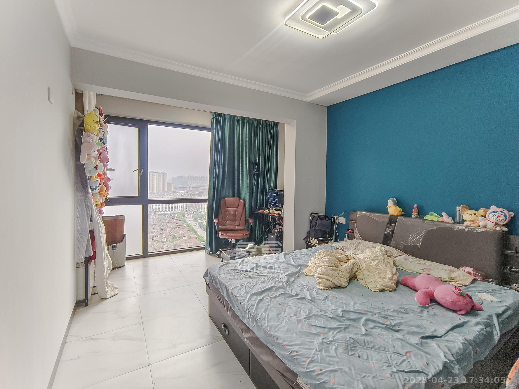 山水湾  4室2厅2卫    78.8万 山水湾  4室2厅2卫    78.8万卧室