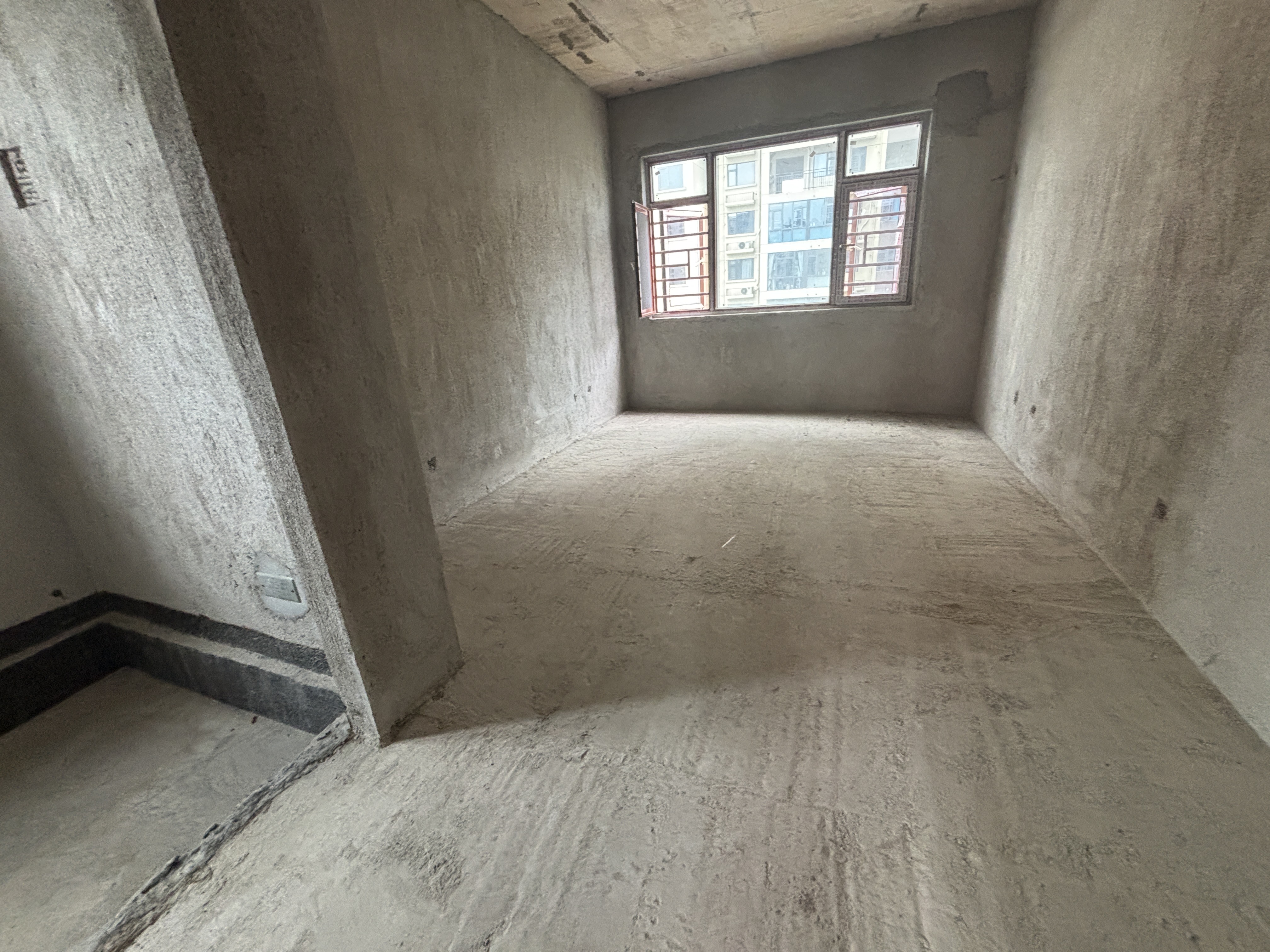 云泰天麓 5室2厅3卫 89.8万 云泰天麓 5室2厅3卫 89.8万客厅