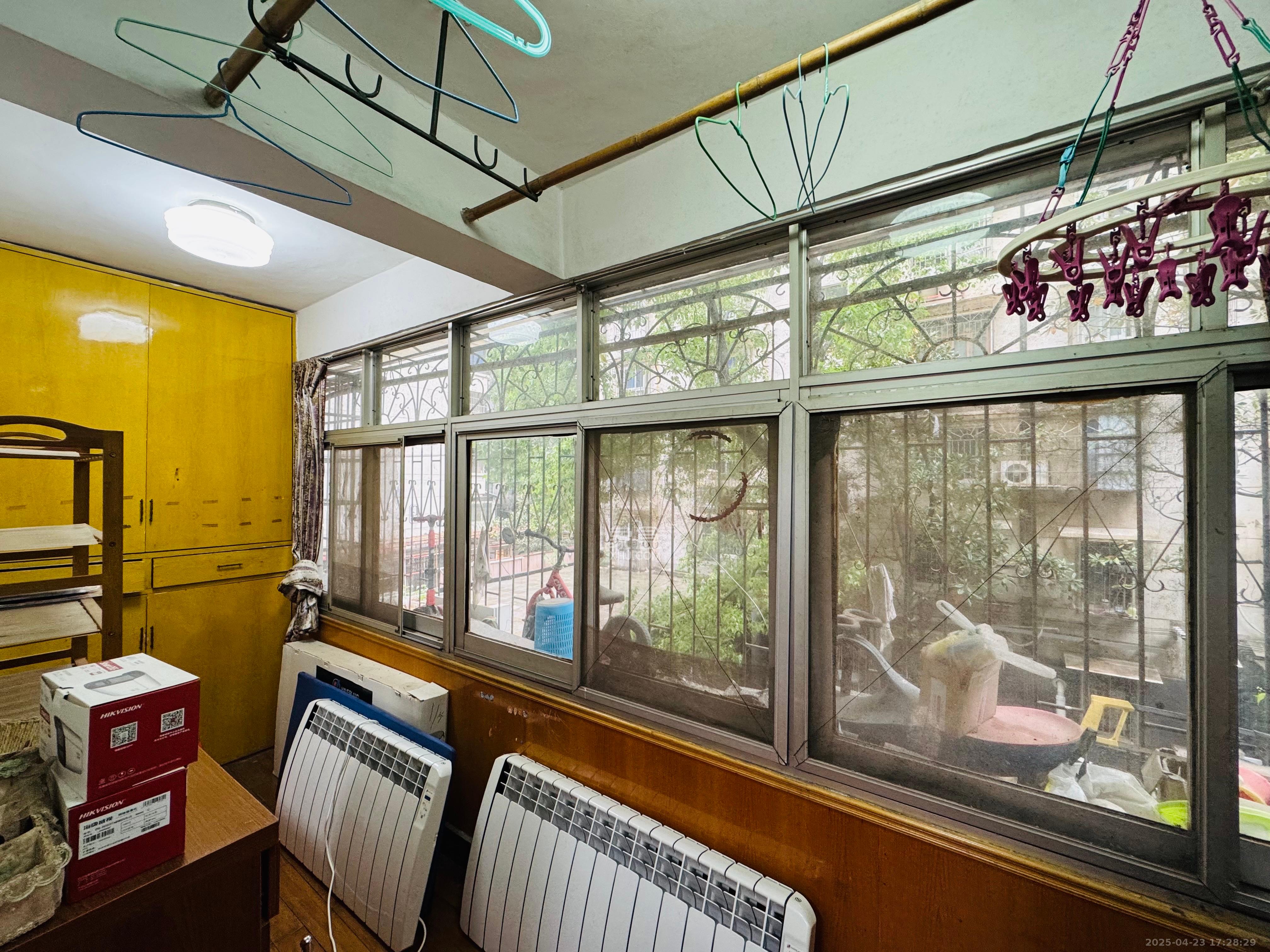 广厦新村 3室2厅1卫 1600.0元/月 广厦新村 3室2厅1卫 1600.0元/月室内图