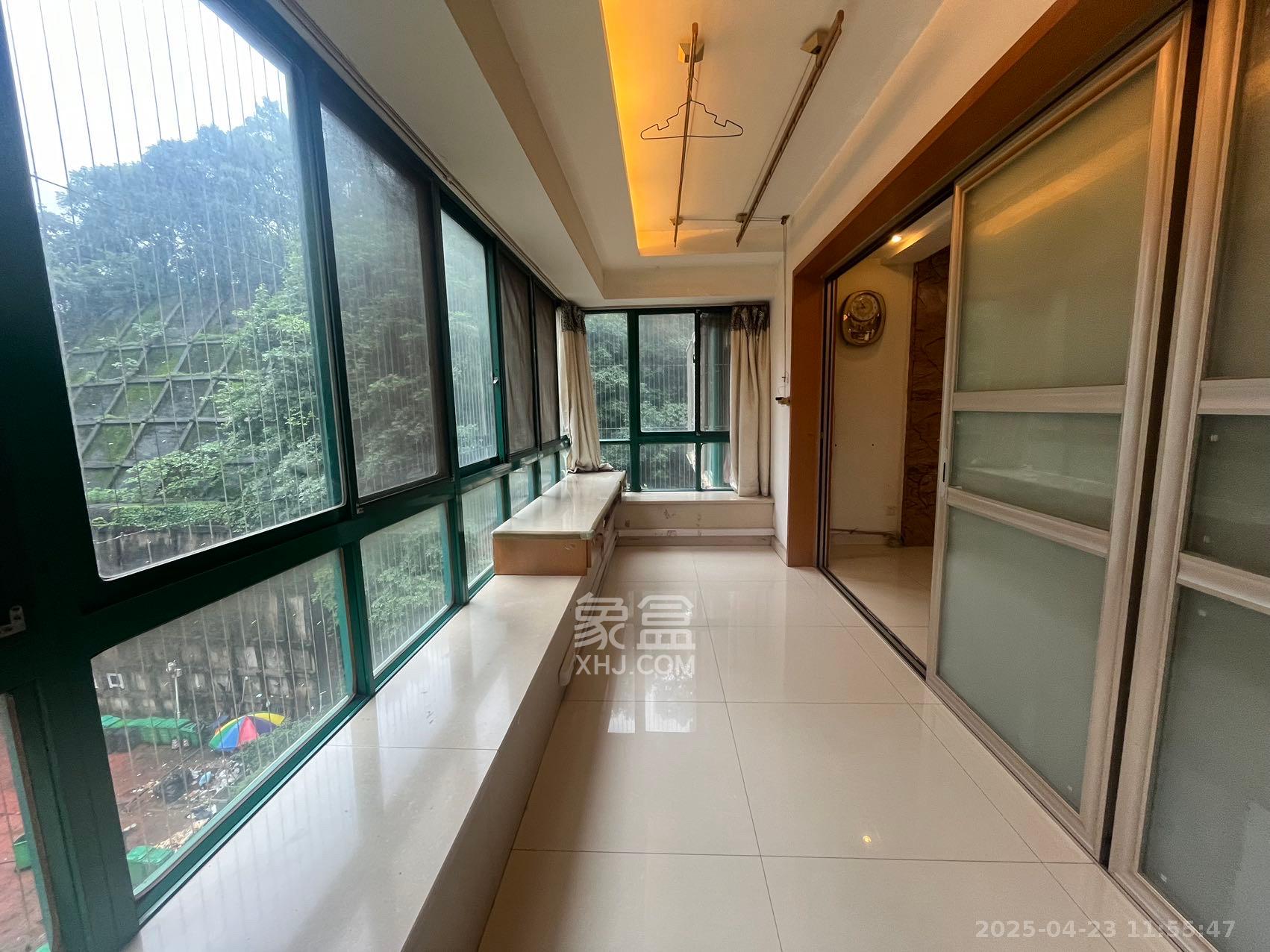 明城公寓 4室2厅2卫 2800.0元/月 明城公寓 4室2厅2卫 2800.0元/月室内图