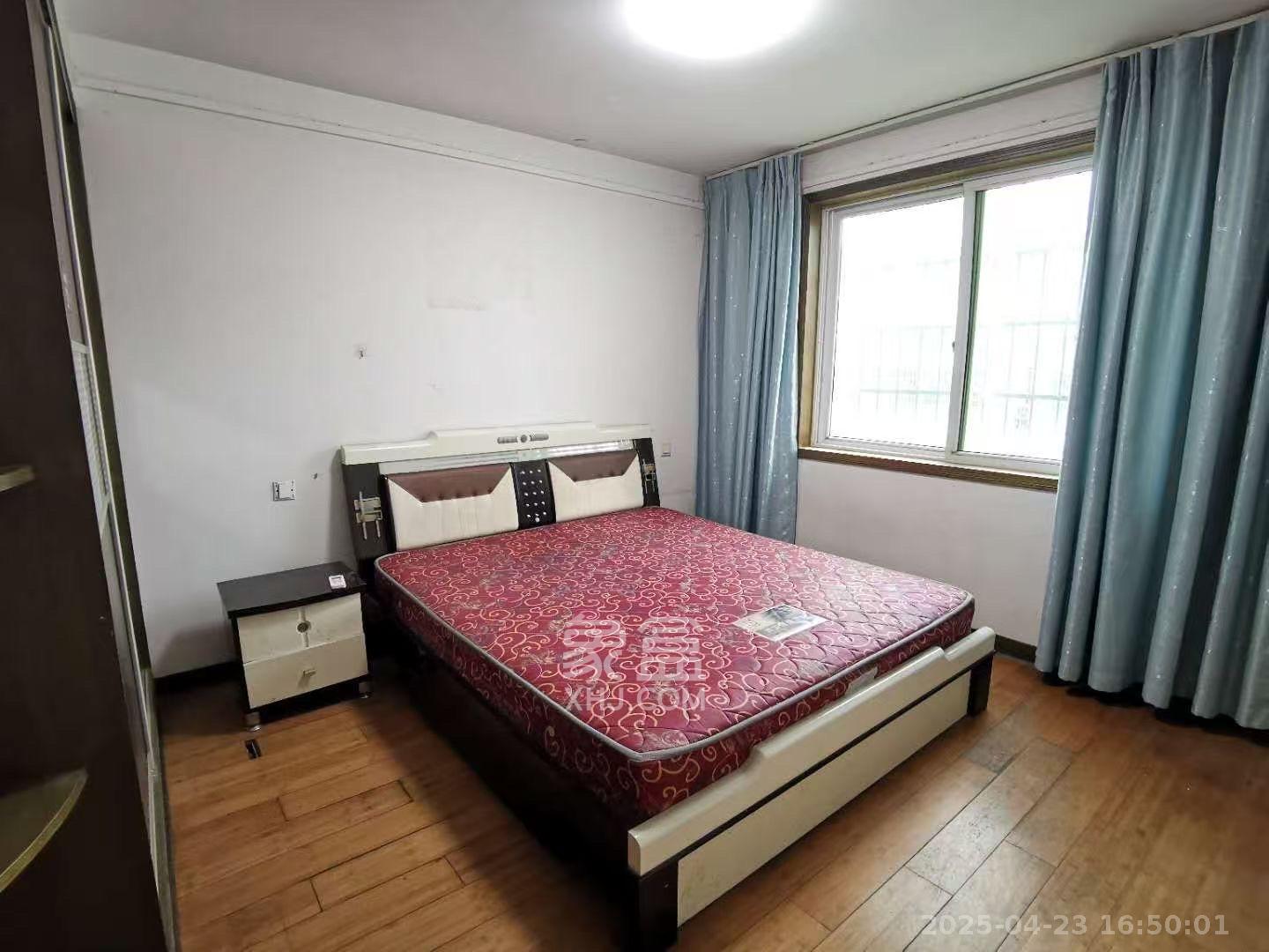 恩瑞麓山名园(龙王港小区) 3室2厅1卫 2100.0元/月 恩瑞麓山名园(龙王港小区) 3室2厅1卫 2100.0元/月室内图