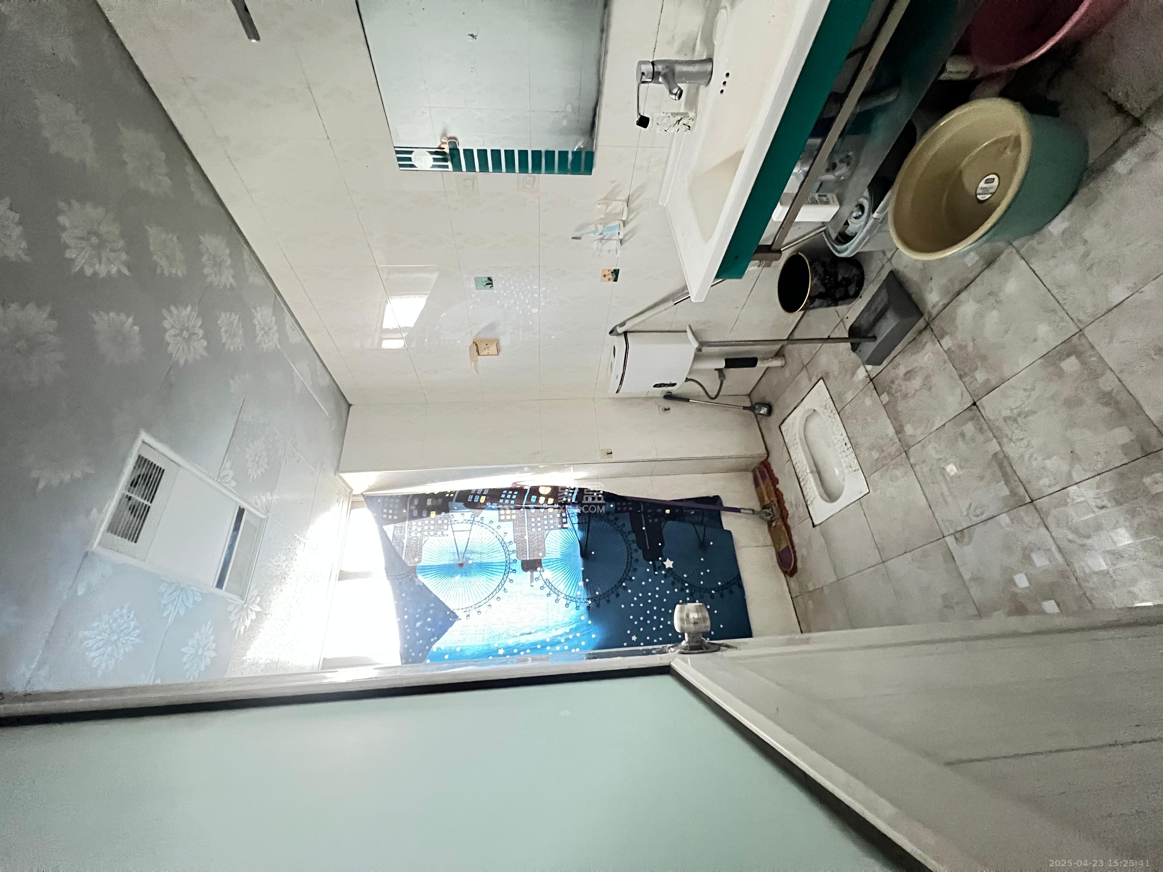 星城国际  4室2厅2卫   1800.00元/月室内图