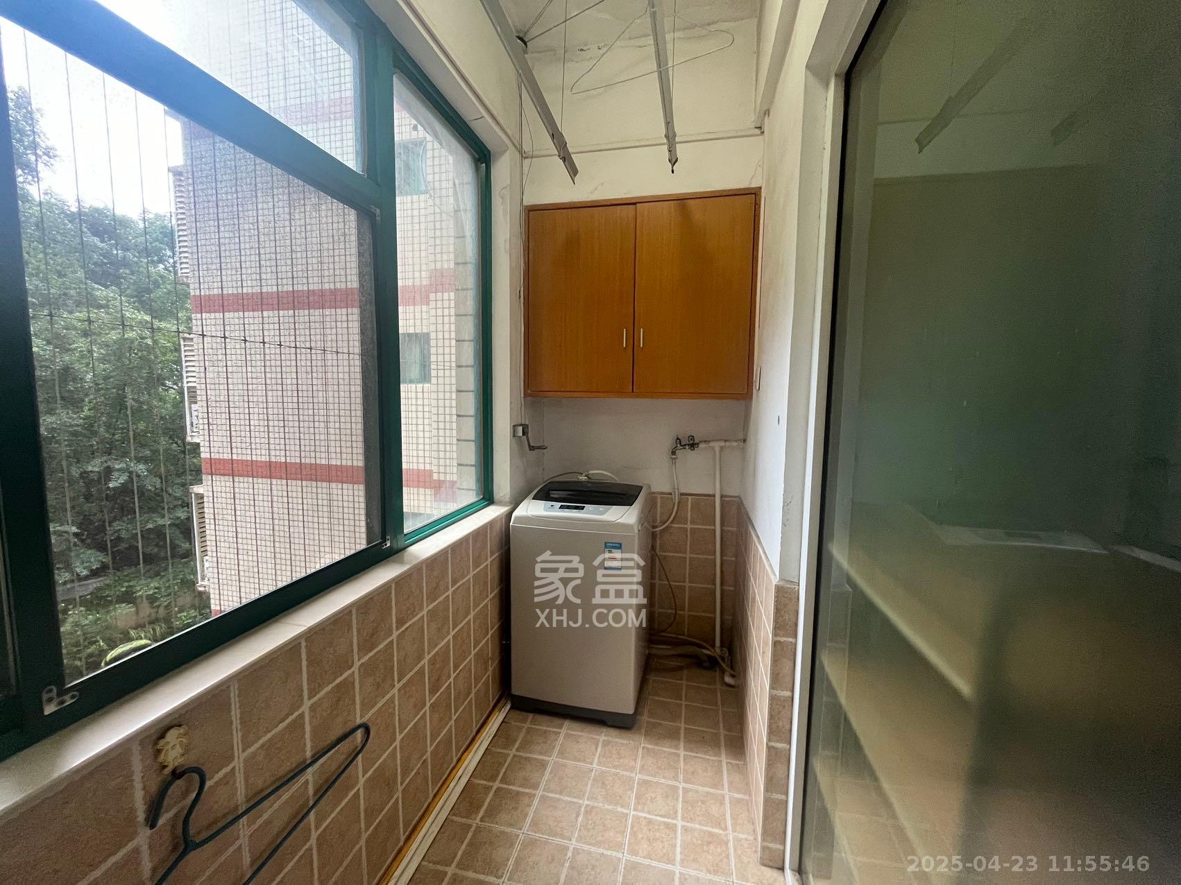 明城公寓 4室2厅2卫 2800.0元/月 明城公寓 4室2厅2卫 2800.0元/月室内图