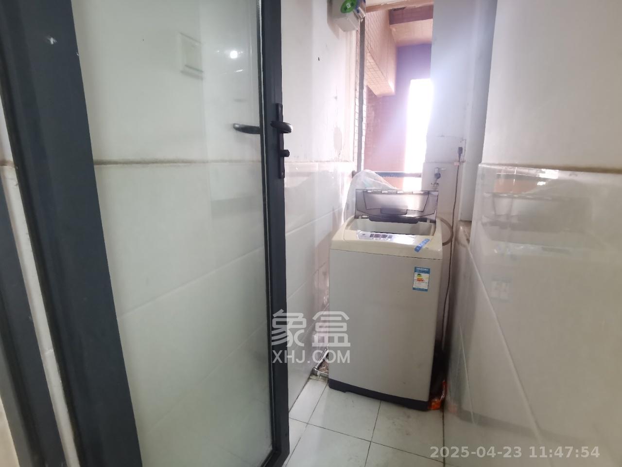 中建芙蓉工社  2室1厅1卫    1700.0元/月 中建芙蓉工社  2室1厅1卫    1700.0元/月室内图