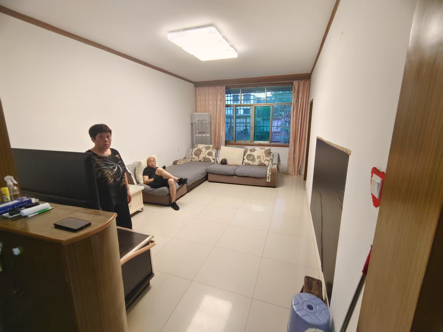 朝阳办事处江金社区  2室1厅1卫    1000.0元/月 朝阳办事处江金社区  2室1厅1卫    1000.0元/月室内图