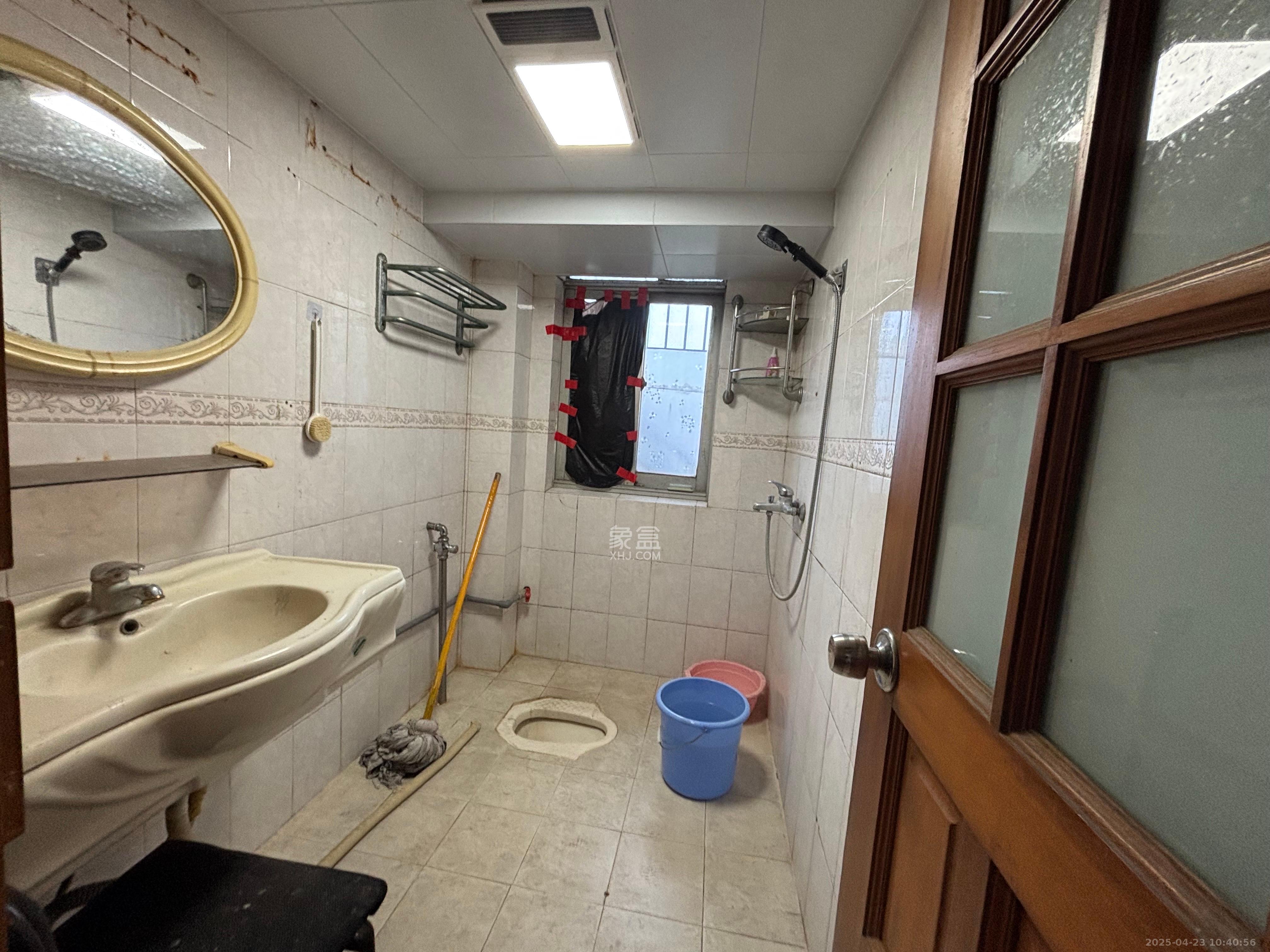 赤岗苑 3室1厅1卫 1800.0元/月 赤岗苑 3室1厅1卫 1800.0元/月室内图