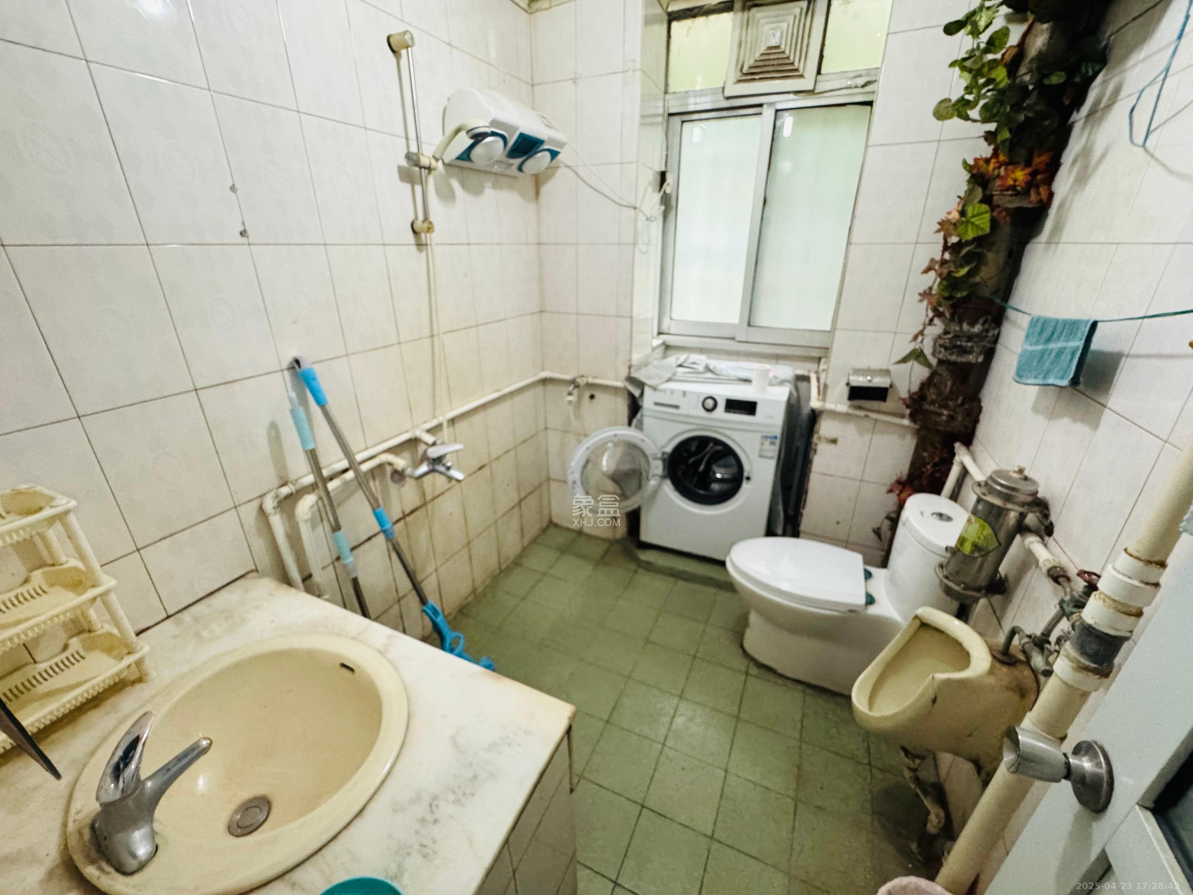 广厦新村 3室2厅1卫 1600.0元/月 广厦新村 3室2厅1卫 1600.0元/月室内图