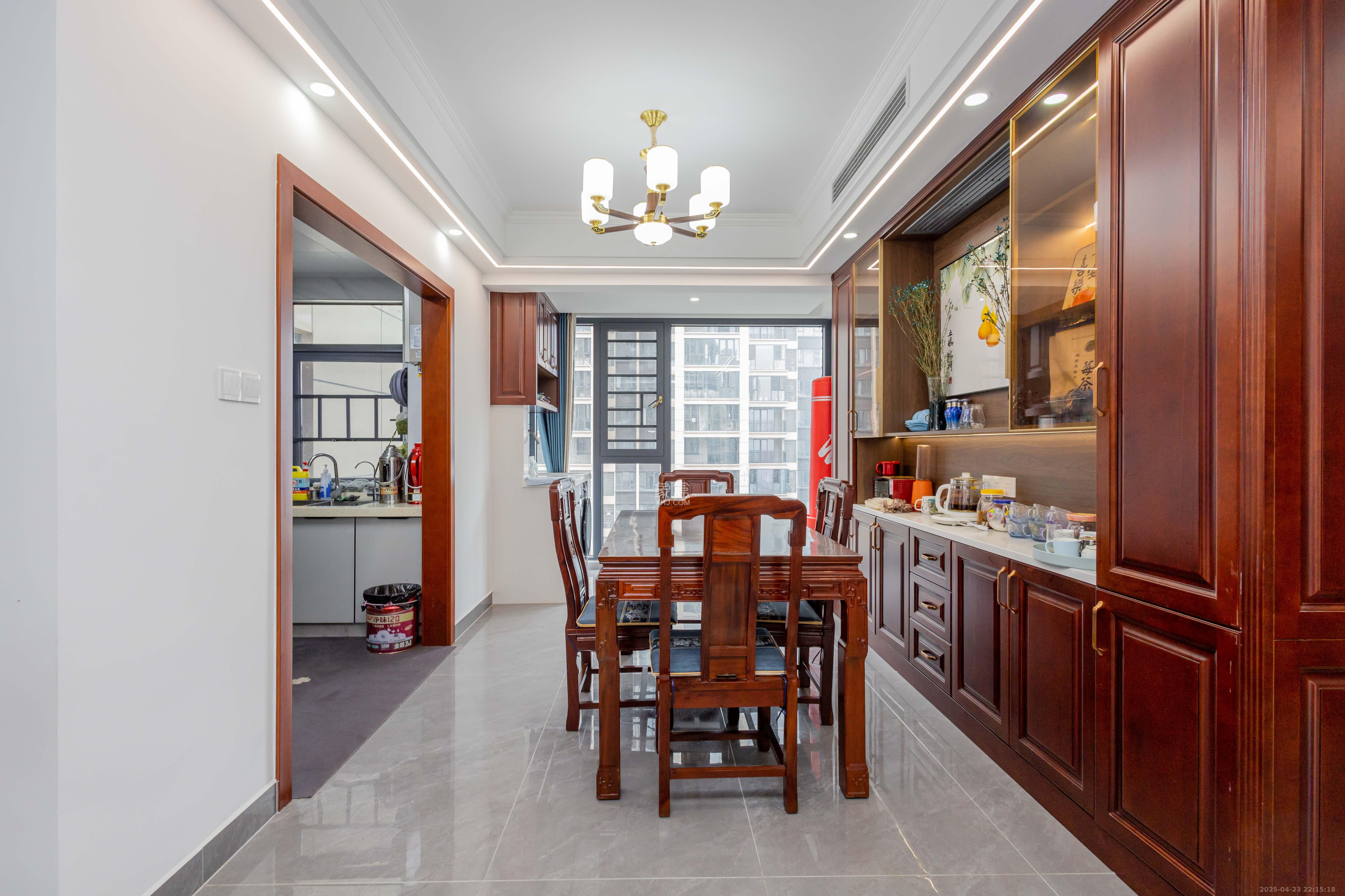 日盛湖湘花苑 4室2厅2卫 146.8万 日盛湖湘花苑 4室2厅2卫 146.8万客厅