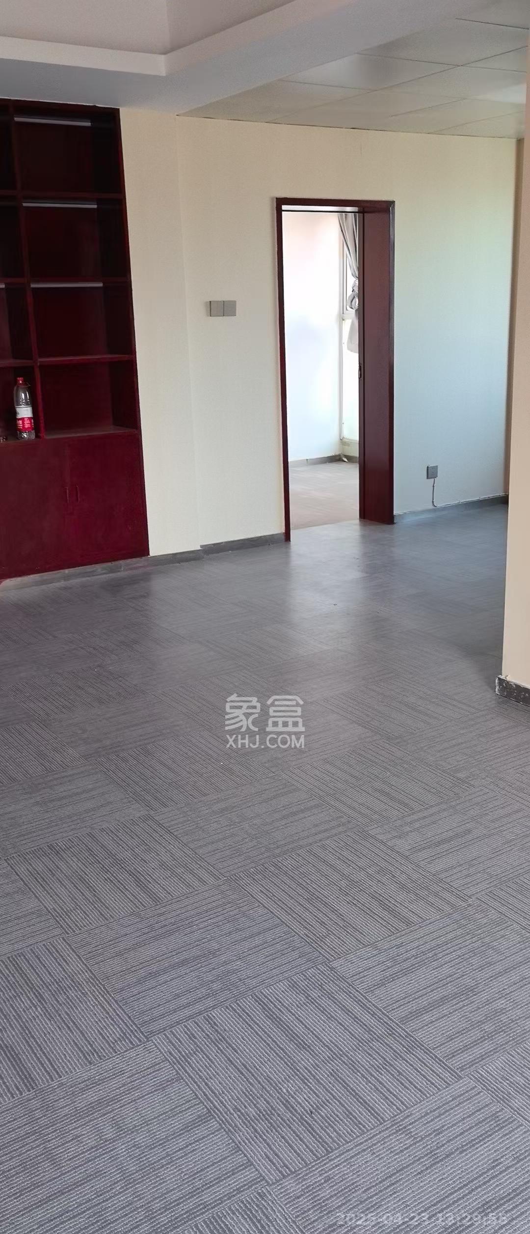 越界(天佑国际大厦) 1室1厅1卫 2600.0元/月 越界(天佑国际大厦) 1室1厅1卫 2600.0元/月室内图