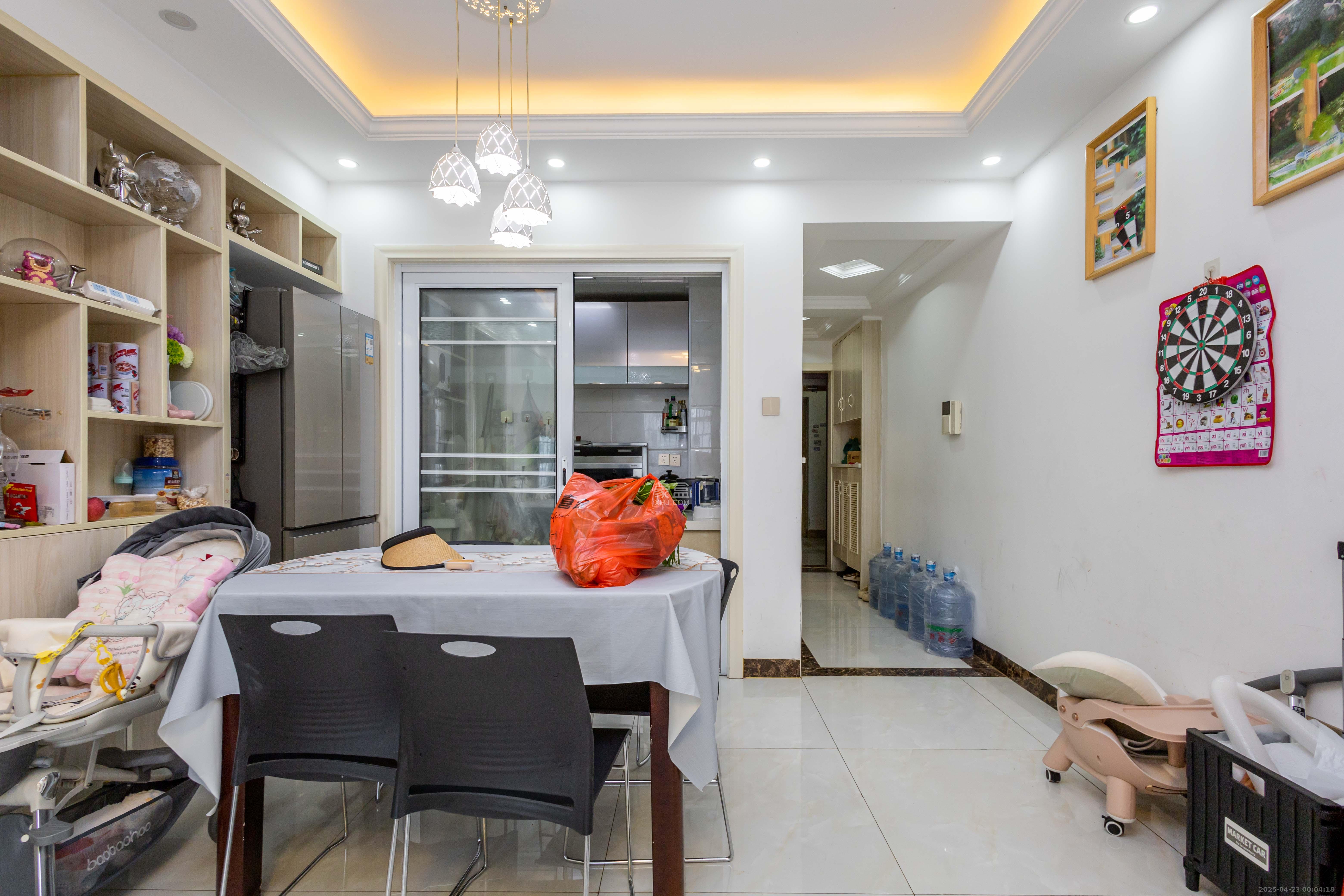 海德公园  3室2厅1卫    65.8万 海德公园  3室2厅1卫    65.8万客厅