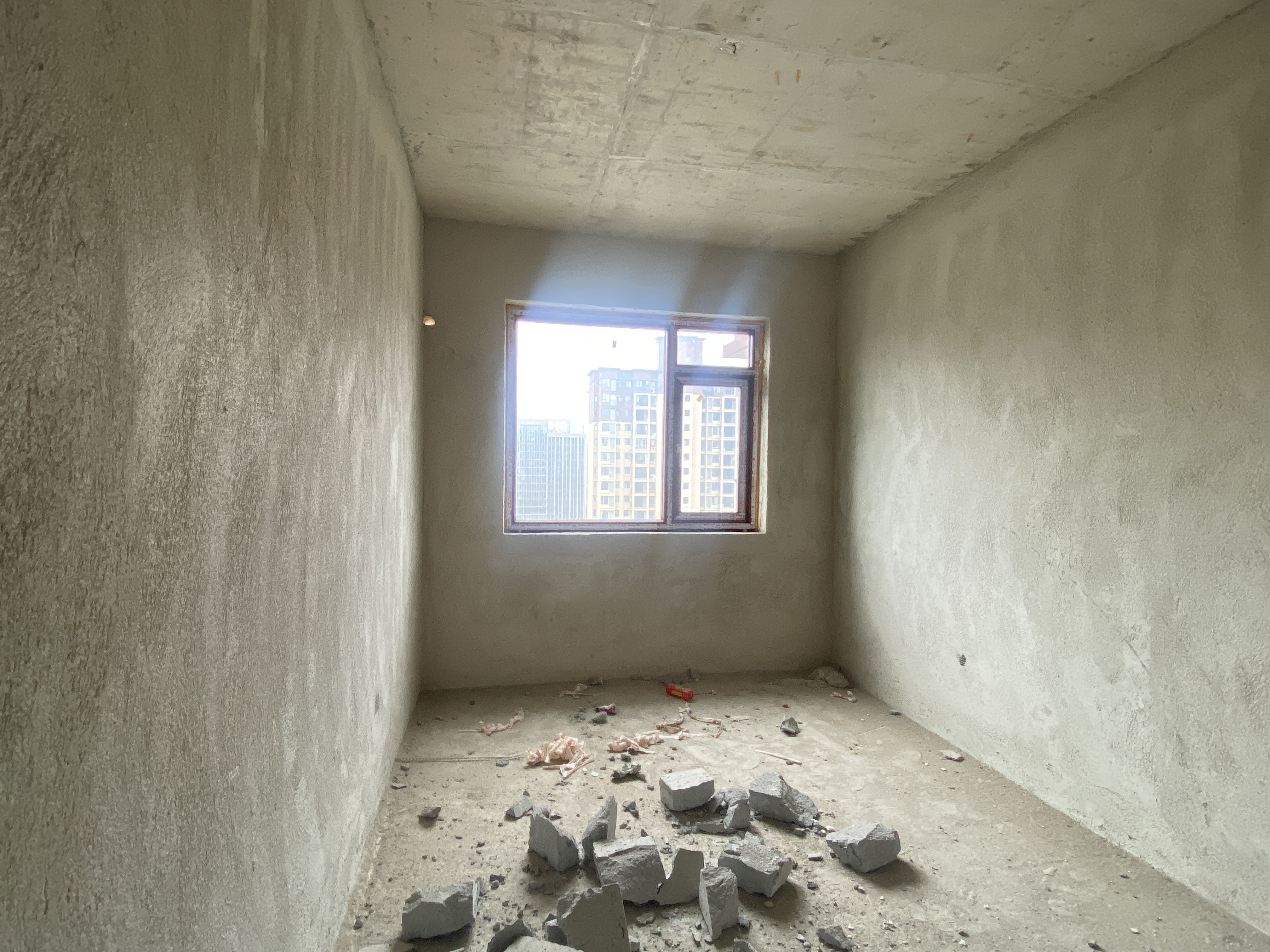 青春里  3室2厅2卫    136.0万 青春里  3室2厅2卫    136.0万客厅