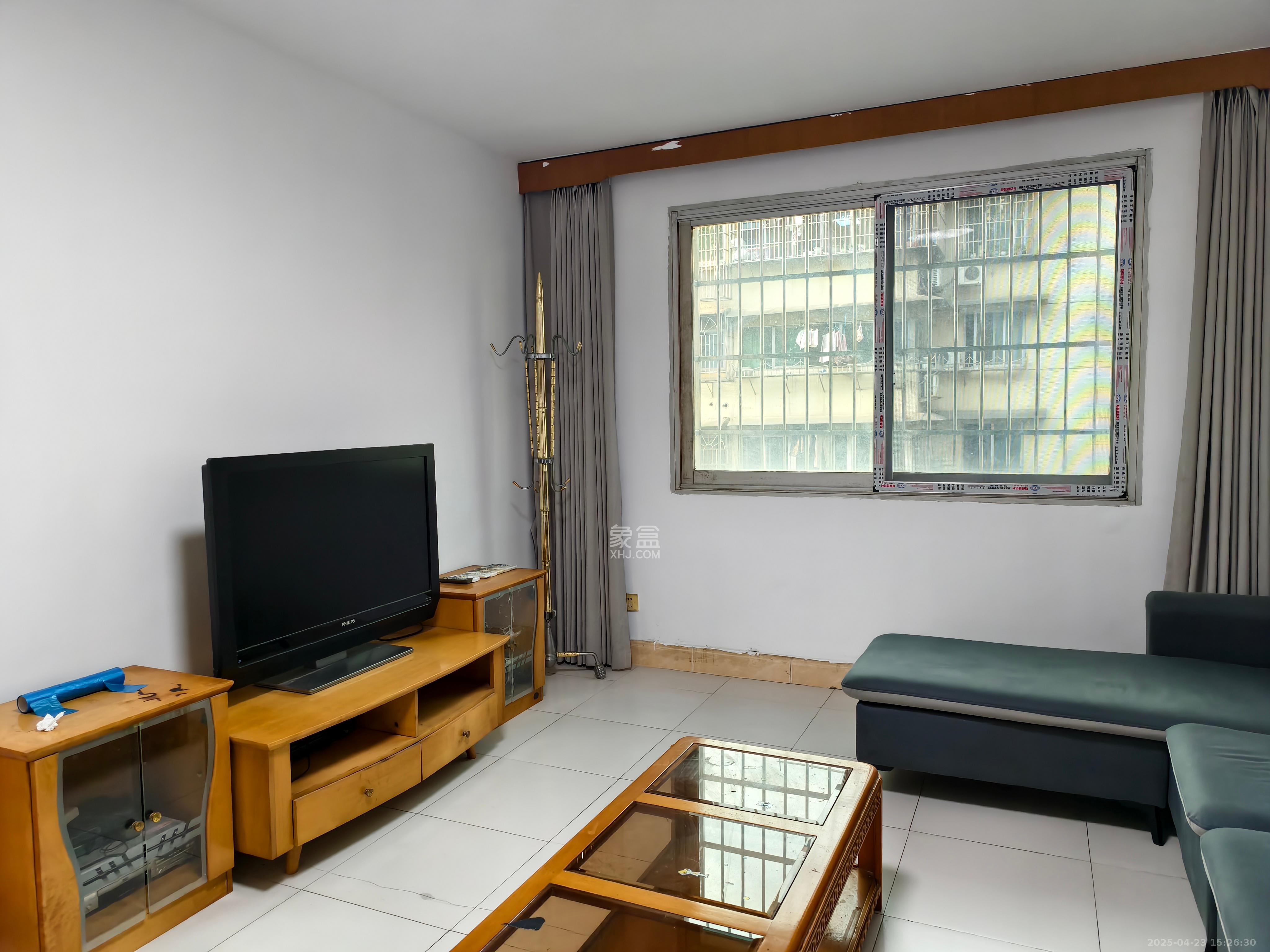 新天小区  3室2厅1卫   1600.00元/月室内图