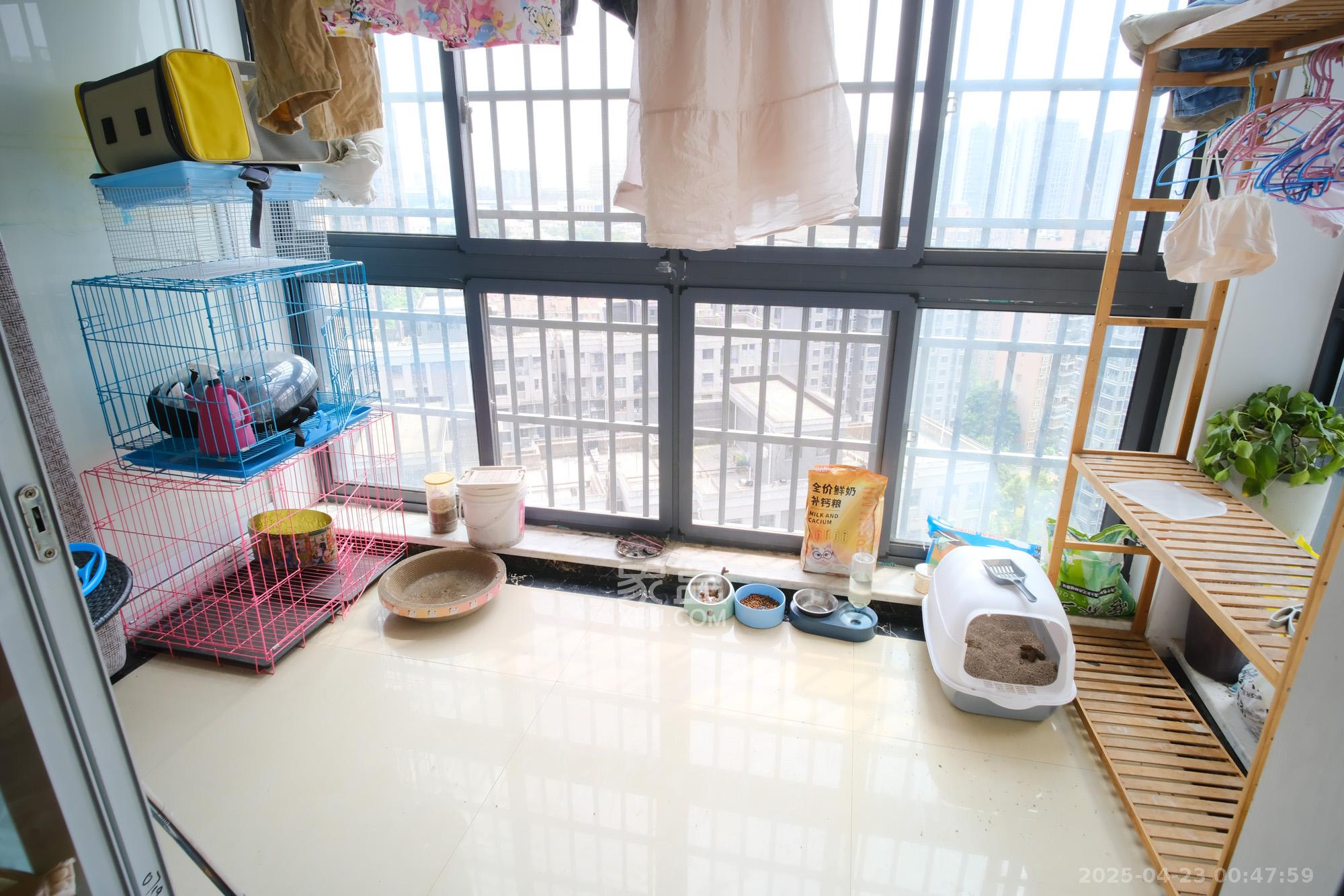 丰源国际  3室2厅1卫   70.00万阳台