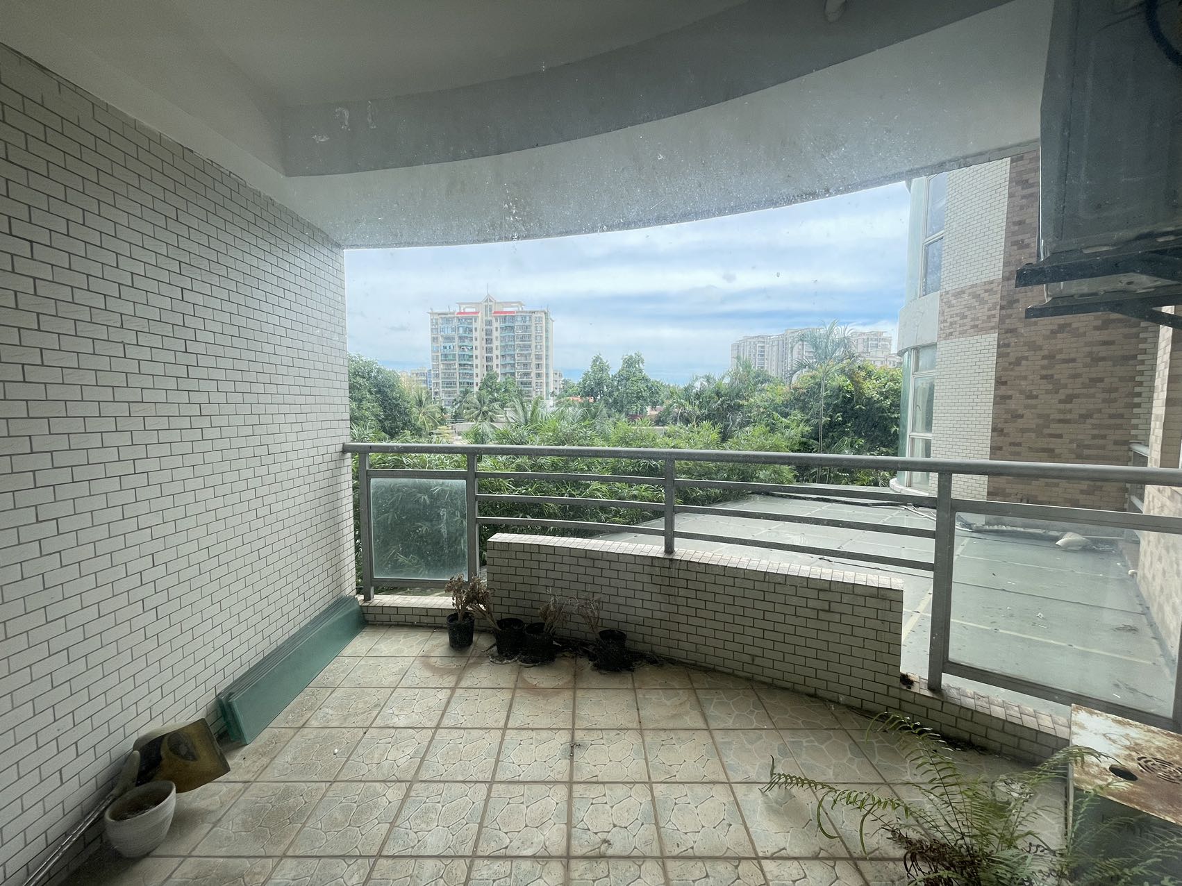 半山花园 5室2厅2卫 10000.0元/月 半山花园 5室2厅2卫 10000.0元/月室内图