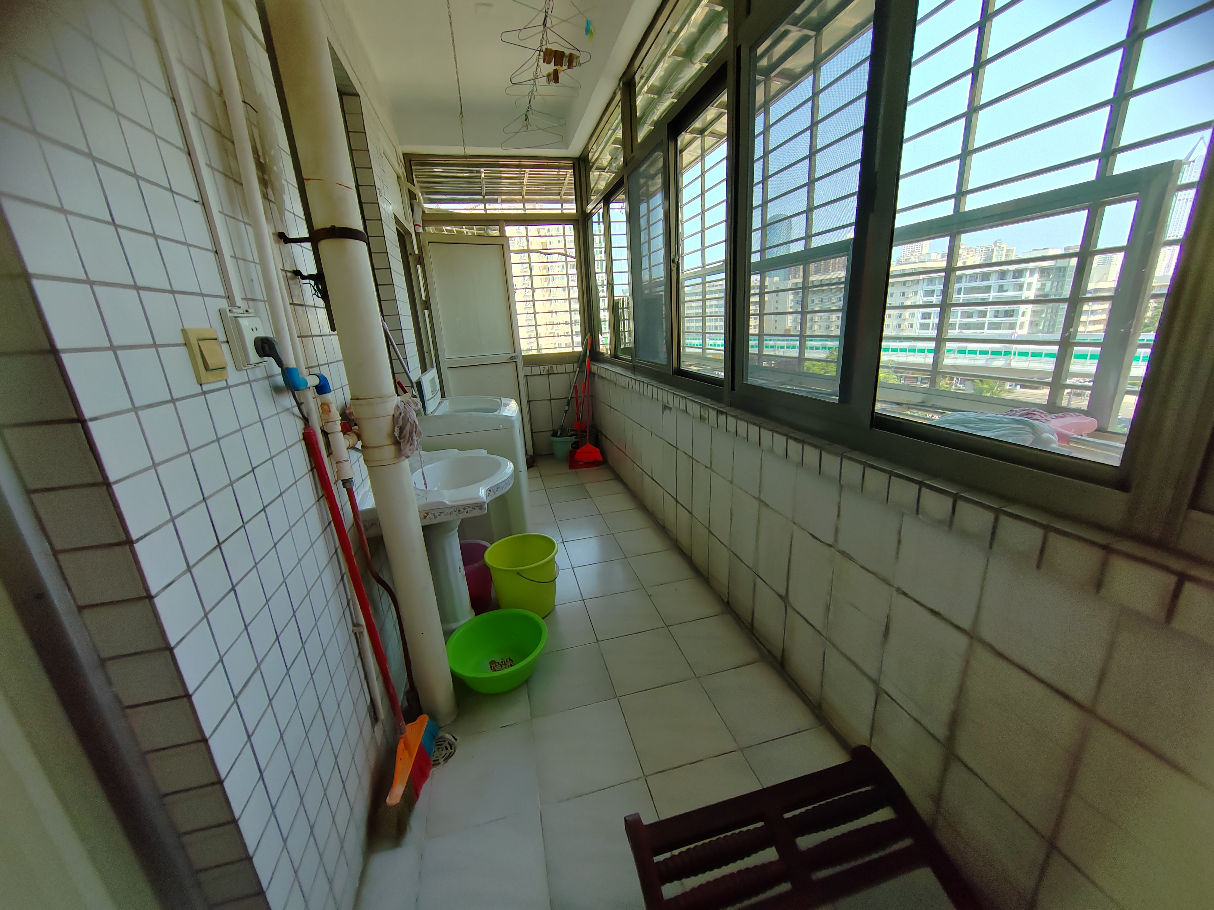 沁园岭秀(别名:海角花园)  3室0厅0卫    2700.0元/月 沁园岭秀(别名:海角花园)  3室0厅0卫    2700.0元/月室内图