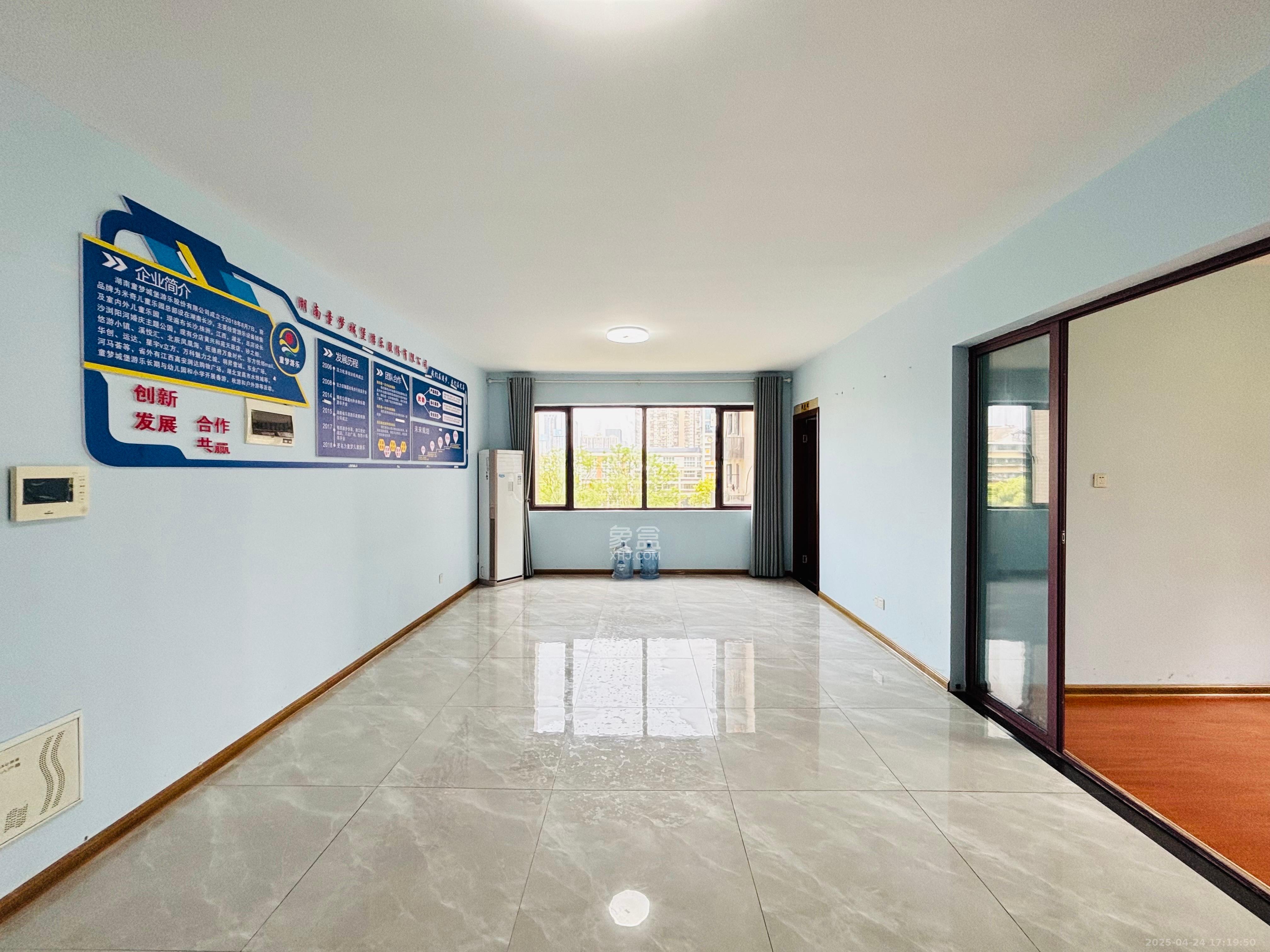 中惠锦堂 3室2厅1卫 3800.0元/月 中惠锦堂 3室2厅1卫 3800.0元/月室内图