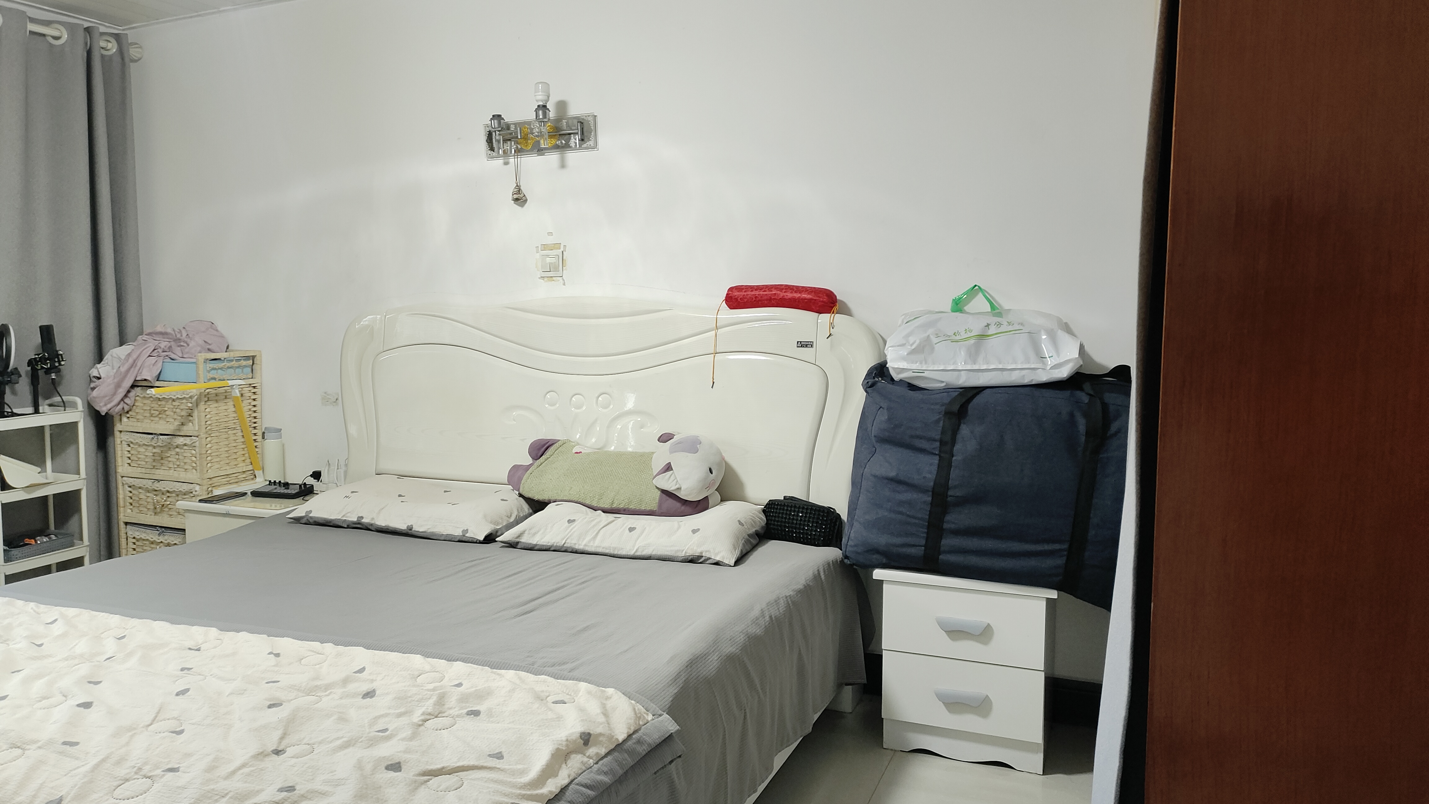 长青明苑（长青名苑  3室2厅1卫    16.8万卧室