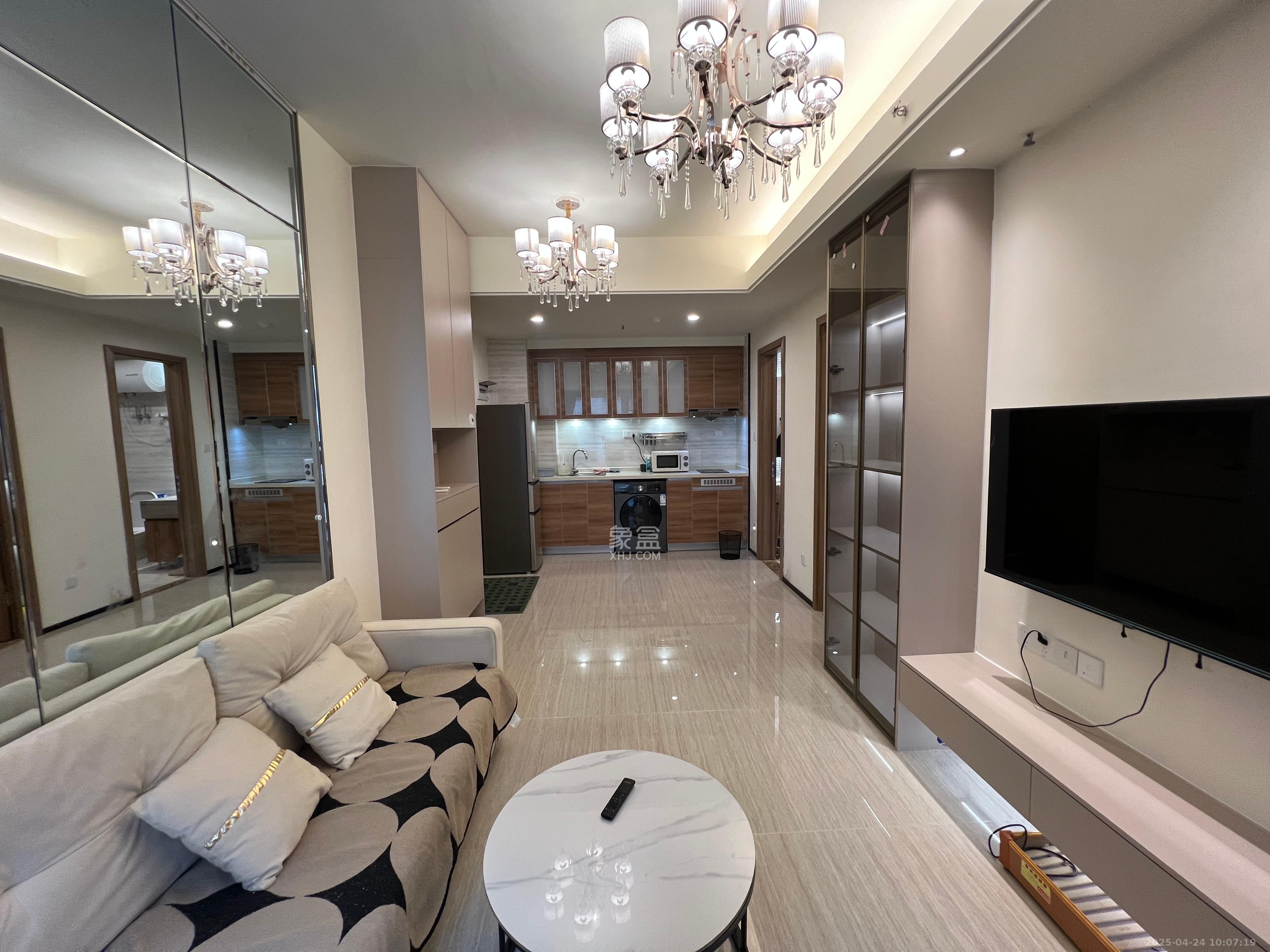 恒大清澜苑（恒大御景半岛四期）  1室1厅1卫    2200.0元/月室内图