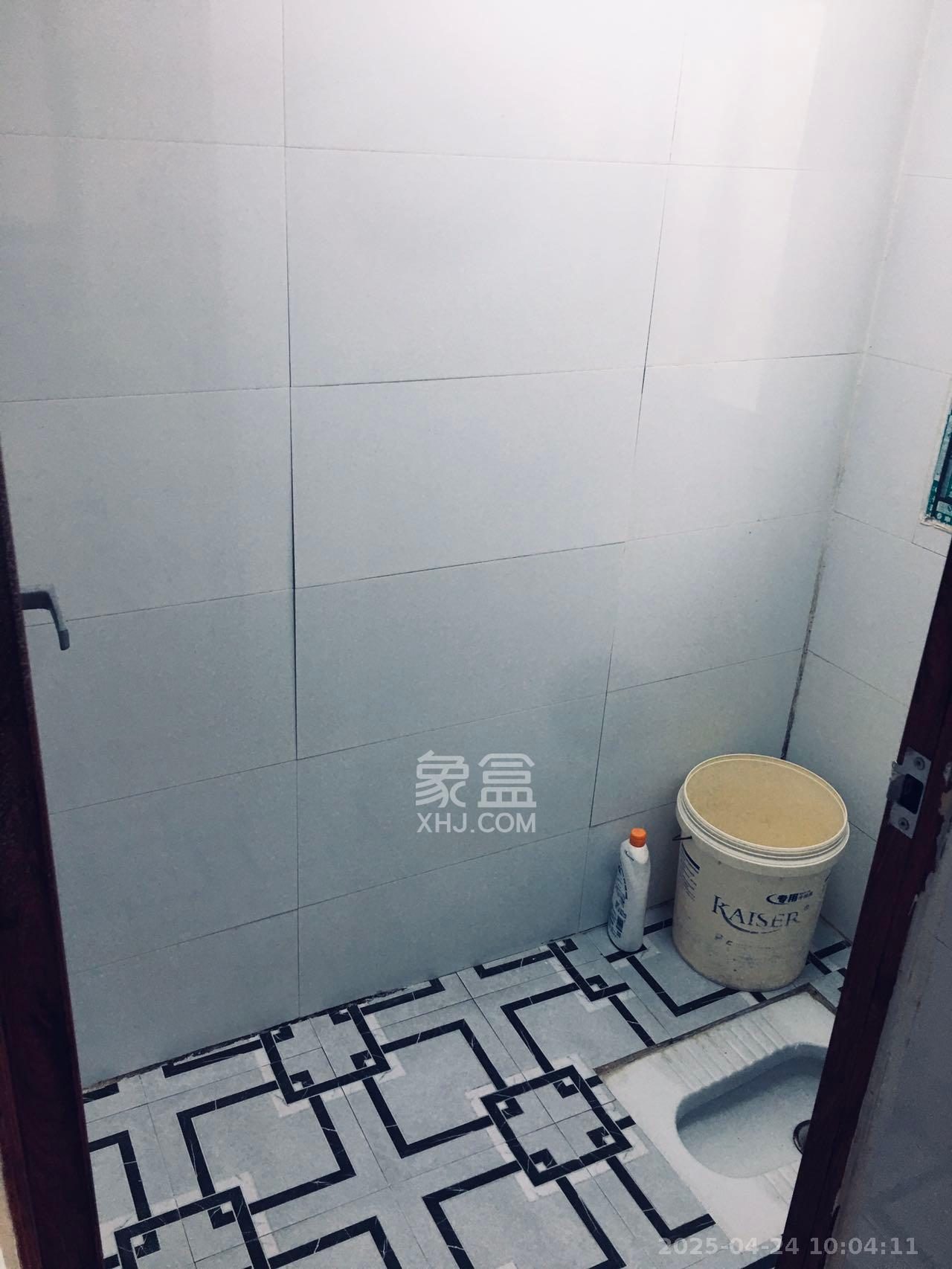 湘运新村  2室1厅1卫   1600.00元/月室内图