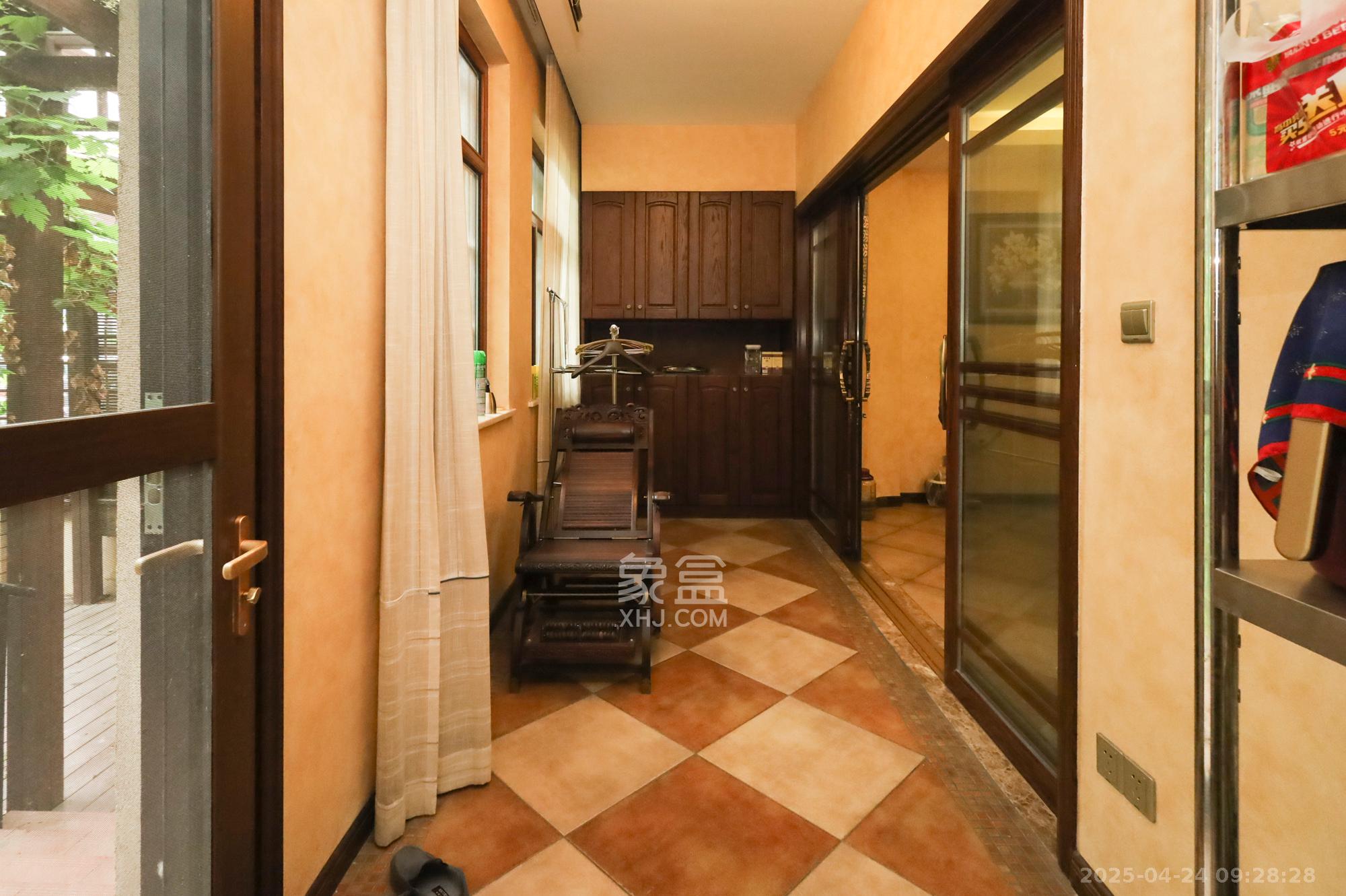 万业巴厘岛 1室0厅0卫 450.0万 万业巴厘岛 1室0厅0卫 450.0万其他