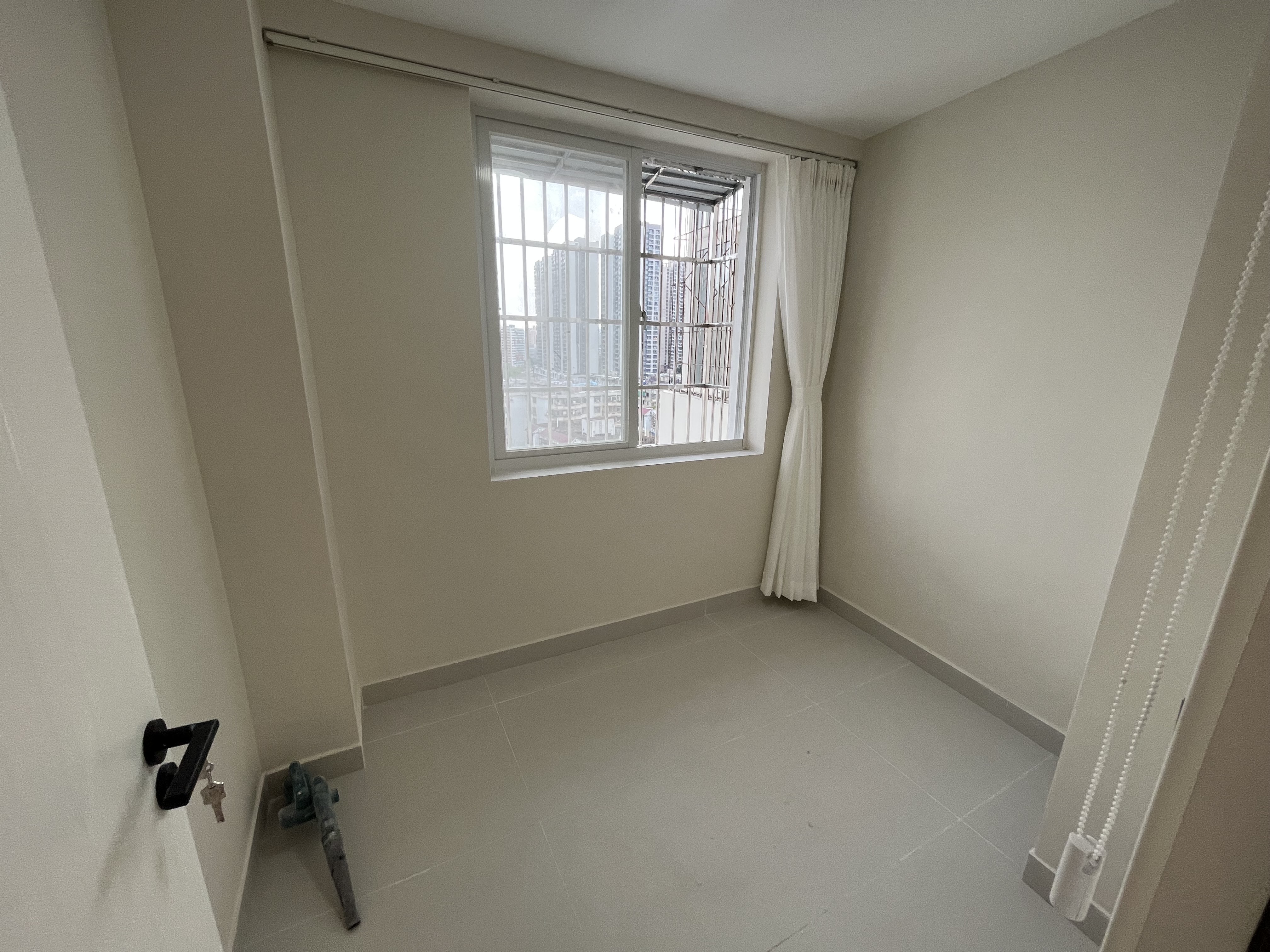 虹冠大厦 2室2厅1卫 59.8万 虹冠大厦 2室2厅1卫 59.8万卧室