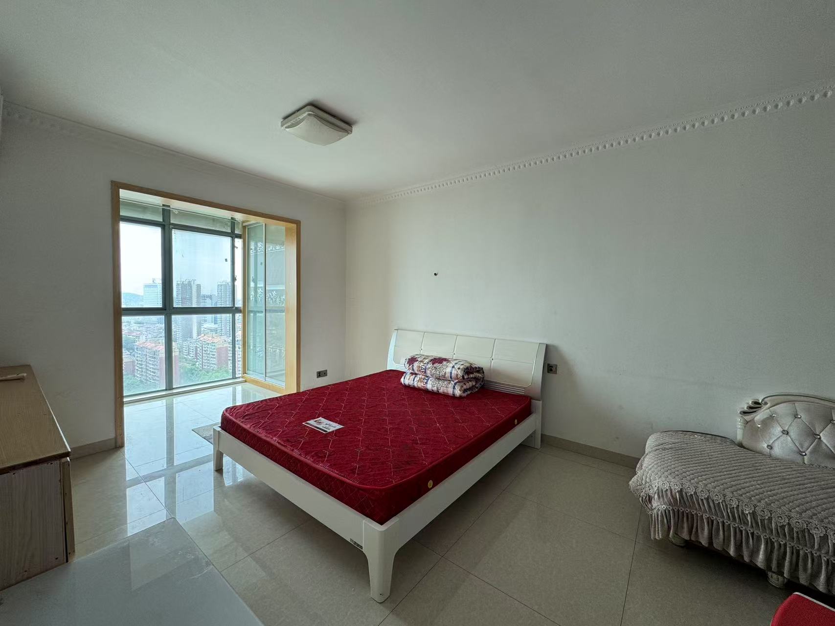 鹏利广场 1室1厅1卫 1200.0元/月 鹏利广场 1室1厅1卫 1200.0元/月室内图